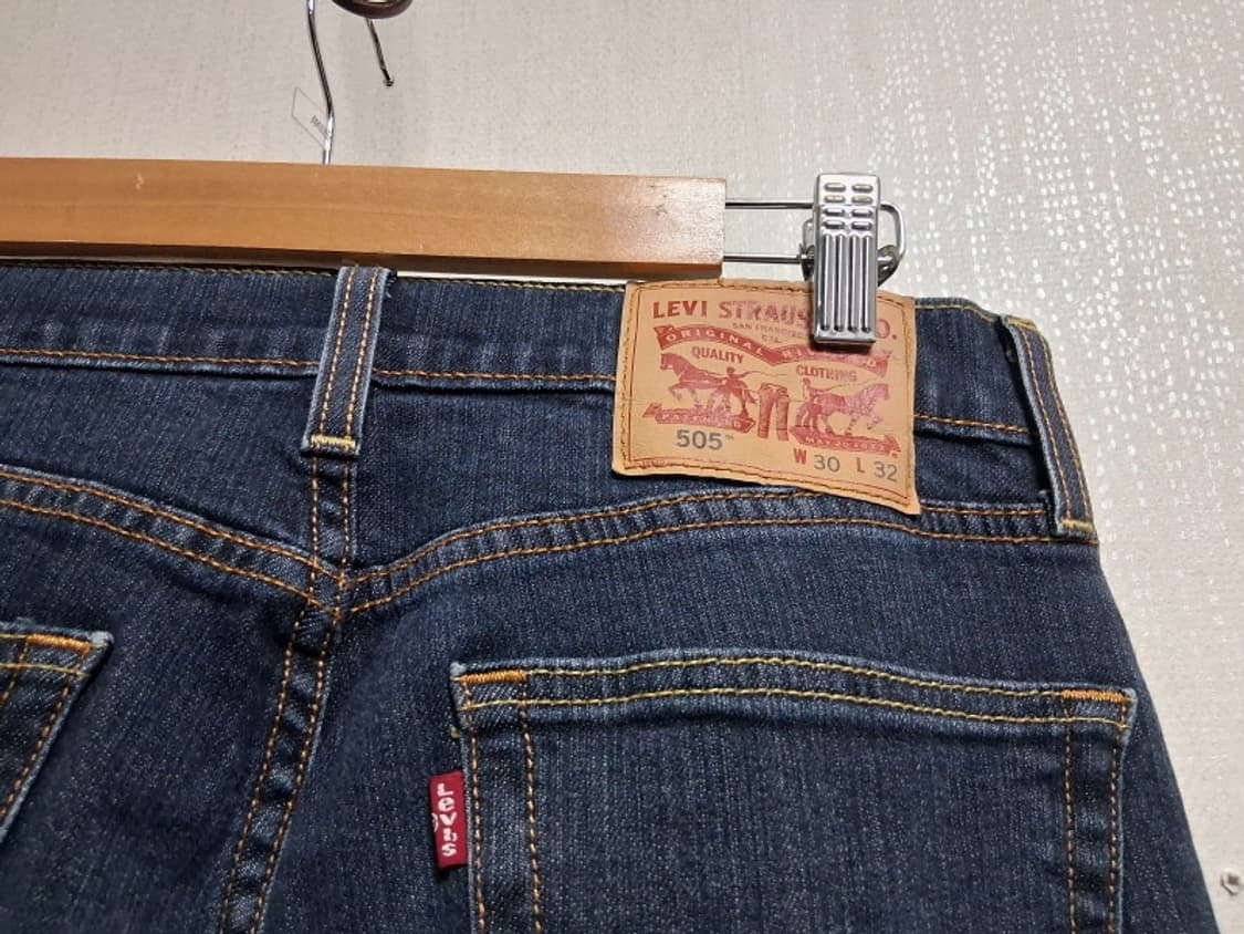 톤 다운 딥진청 리바이스505 일자청바지 표기30
 상품이미지5