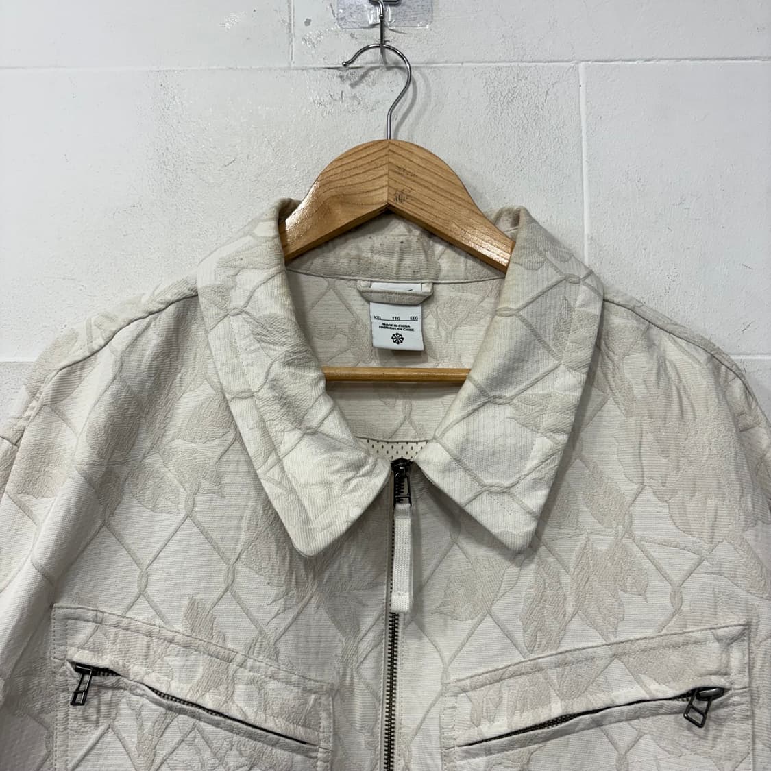 나이키 데번부커 레펠 플로럴 바스켓볼 자켓 상품이미지2