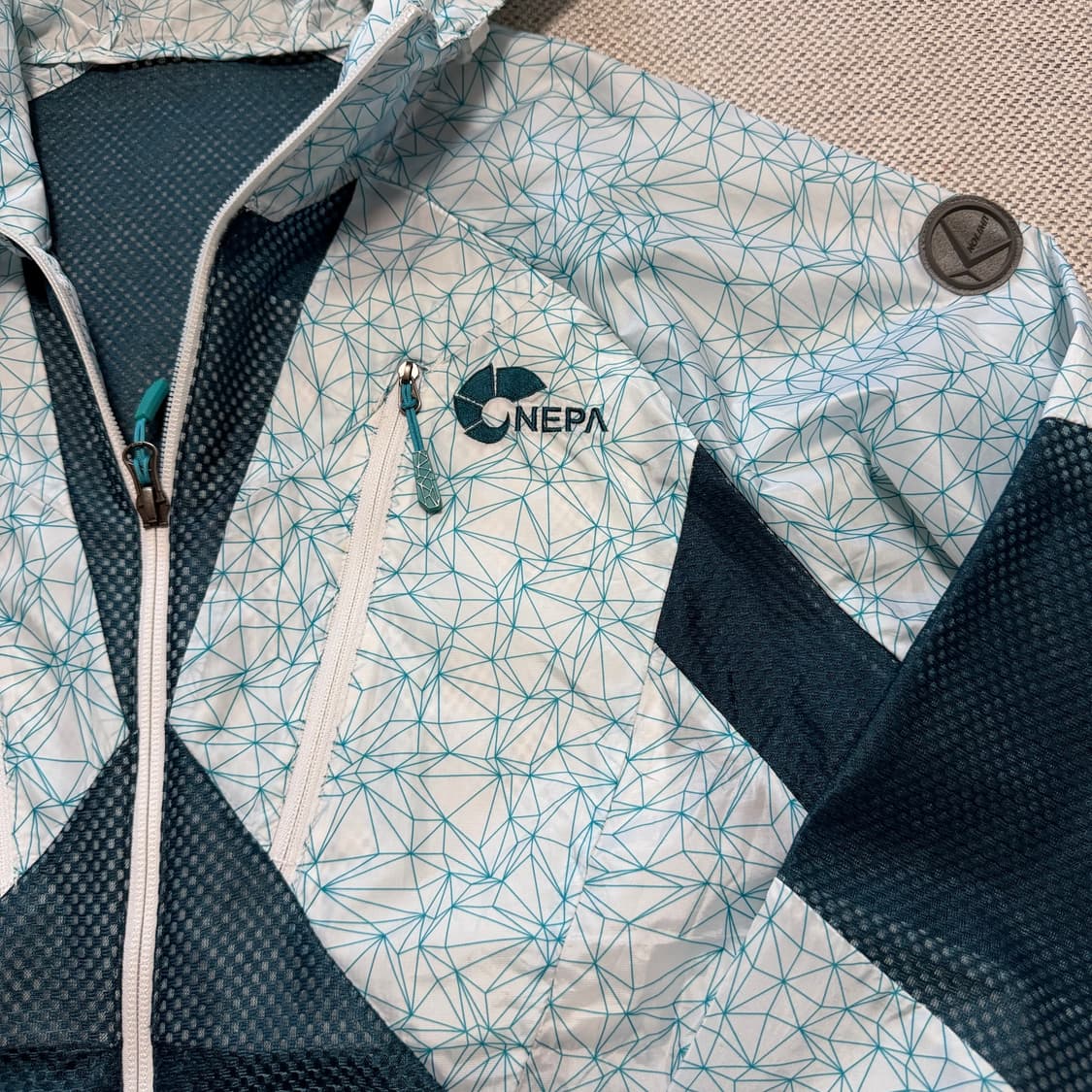 네파 패턴 경량 바람막이 상품이미지2