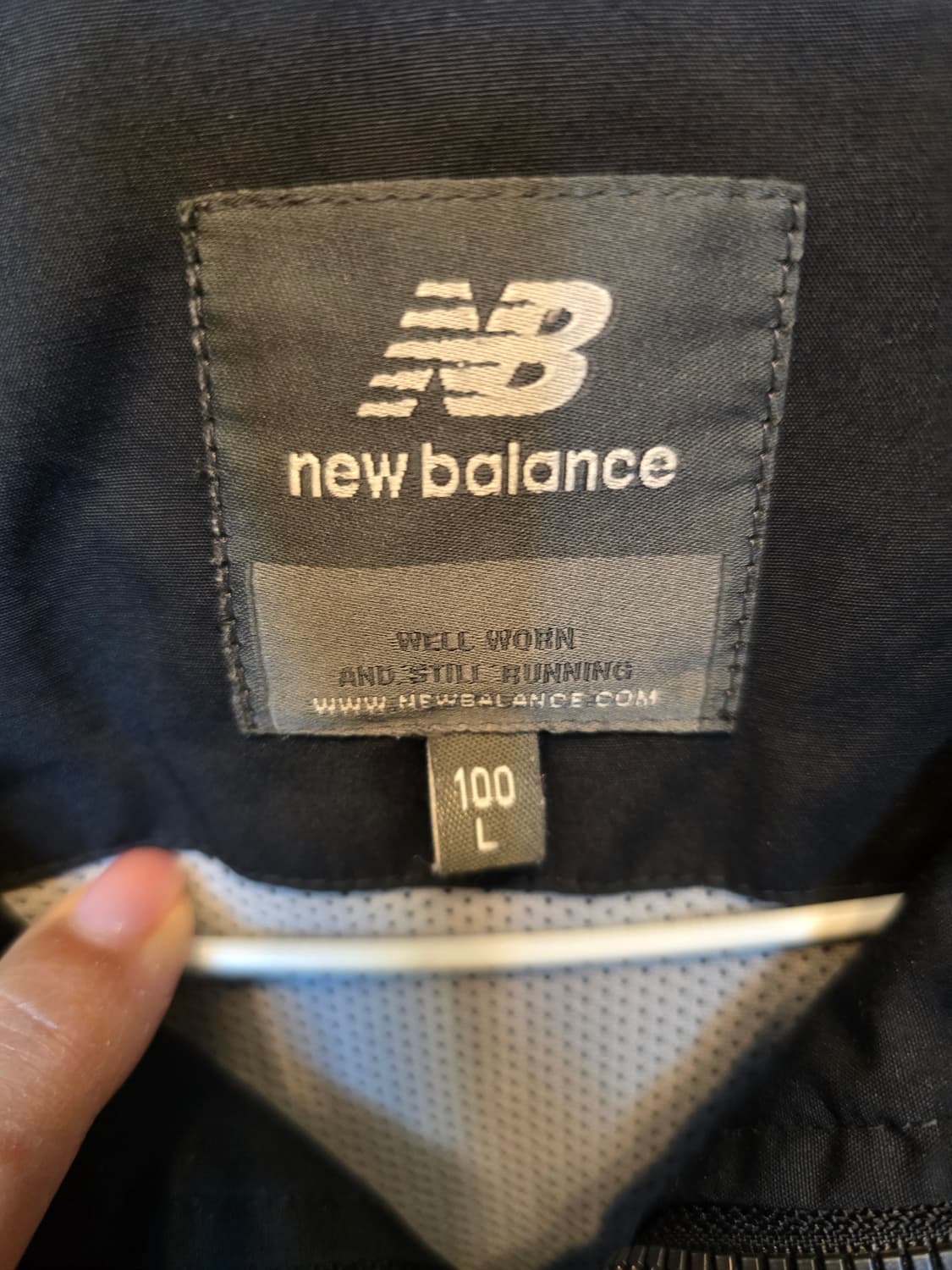 뉴발란스 블랙자켓 상품이미지3