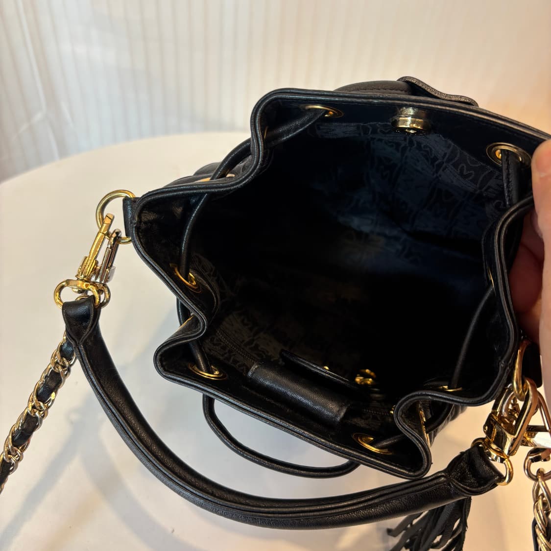 정품 메트로시티 퀄팅 복조리 크로스백     상품이미지10