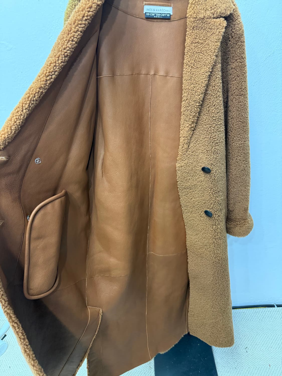 매장판정품) 이네스앤마샬 루즈핏 브라운 뽀글이 코트 36 상품이미지4