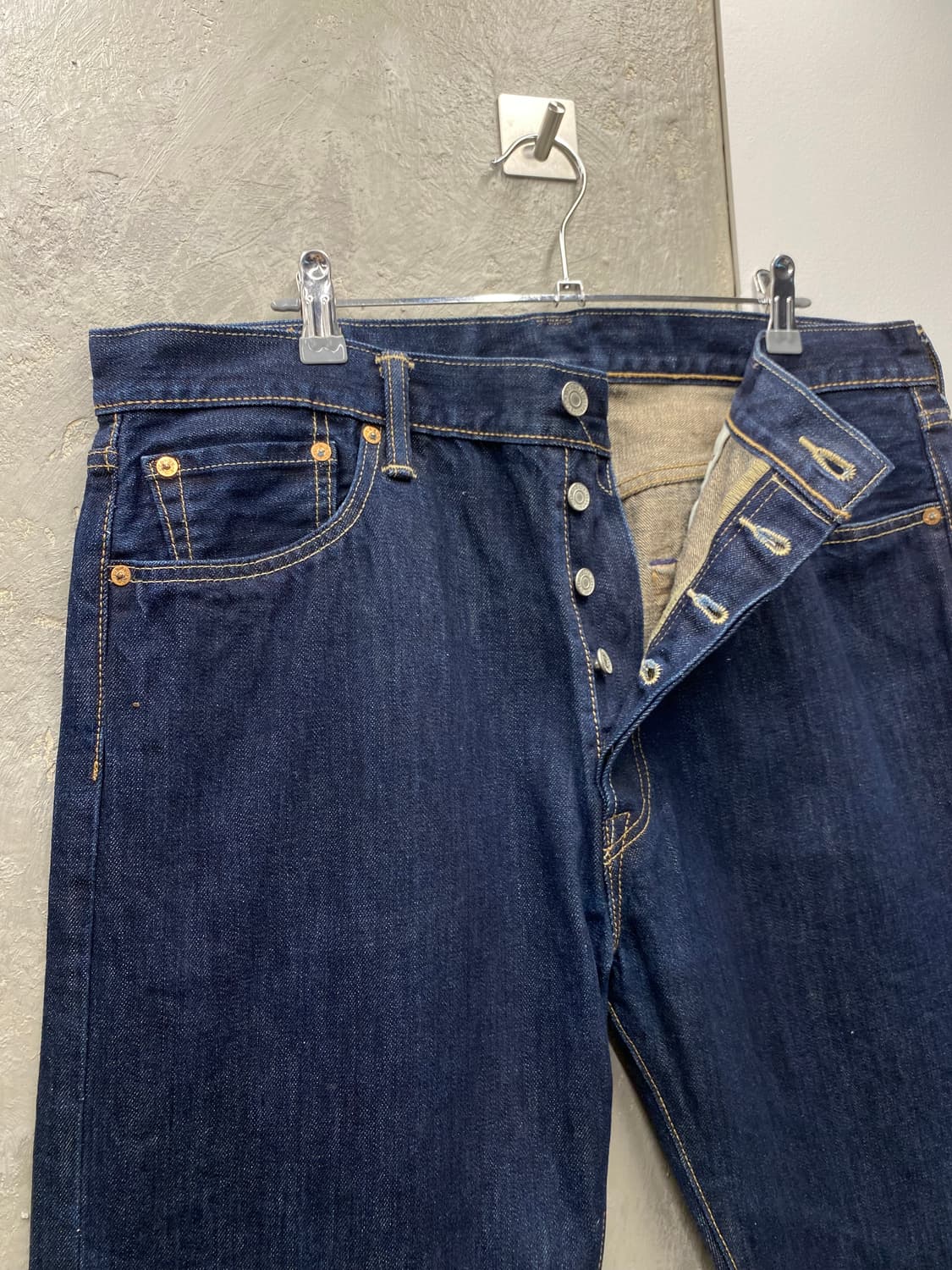 [36] Levi's 501 리바이스 레귤러 핏 데님팬츠 상품이미지4