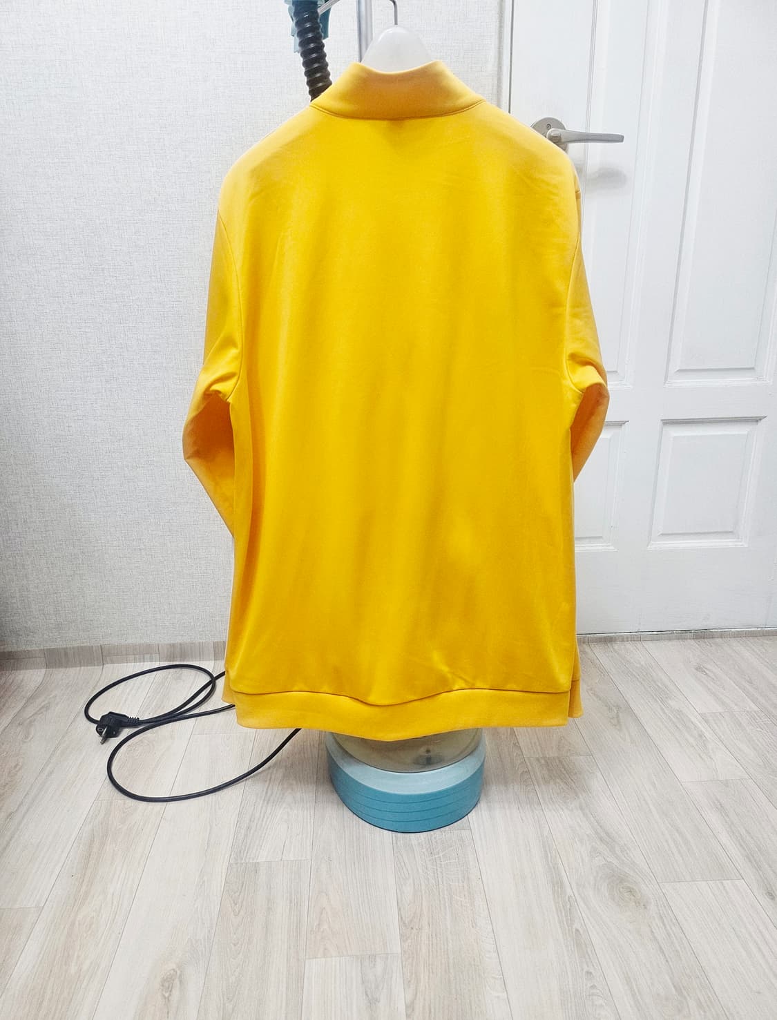 (105)XL ☆초대장급☆ 아디다스 에센셜 3S [옐로우] 트랙탑져지 상품이미지7