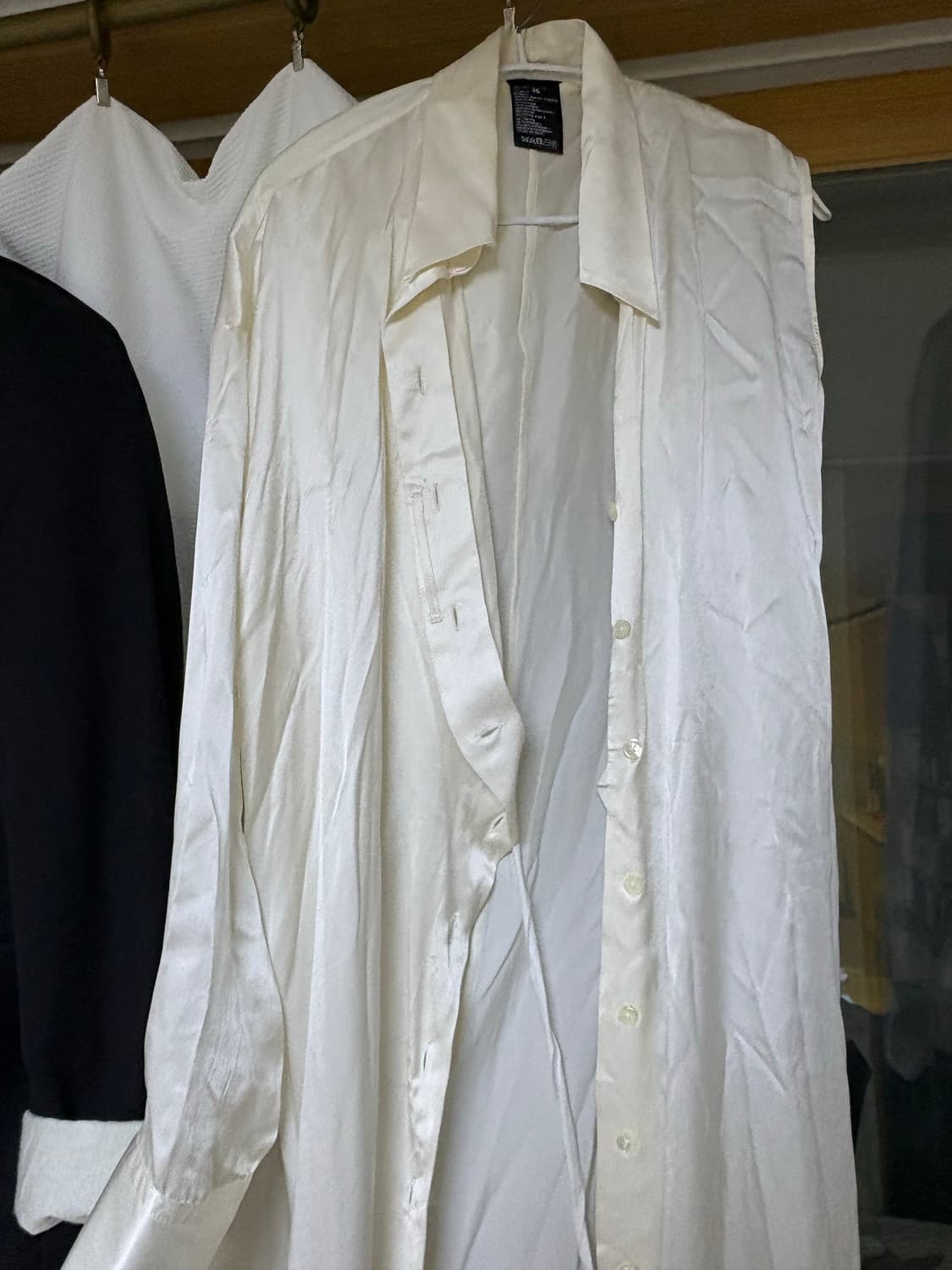 앤드뮐미스터 비대칭 실크 셔츠 상품이미지3