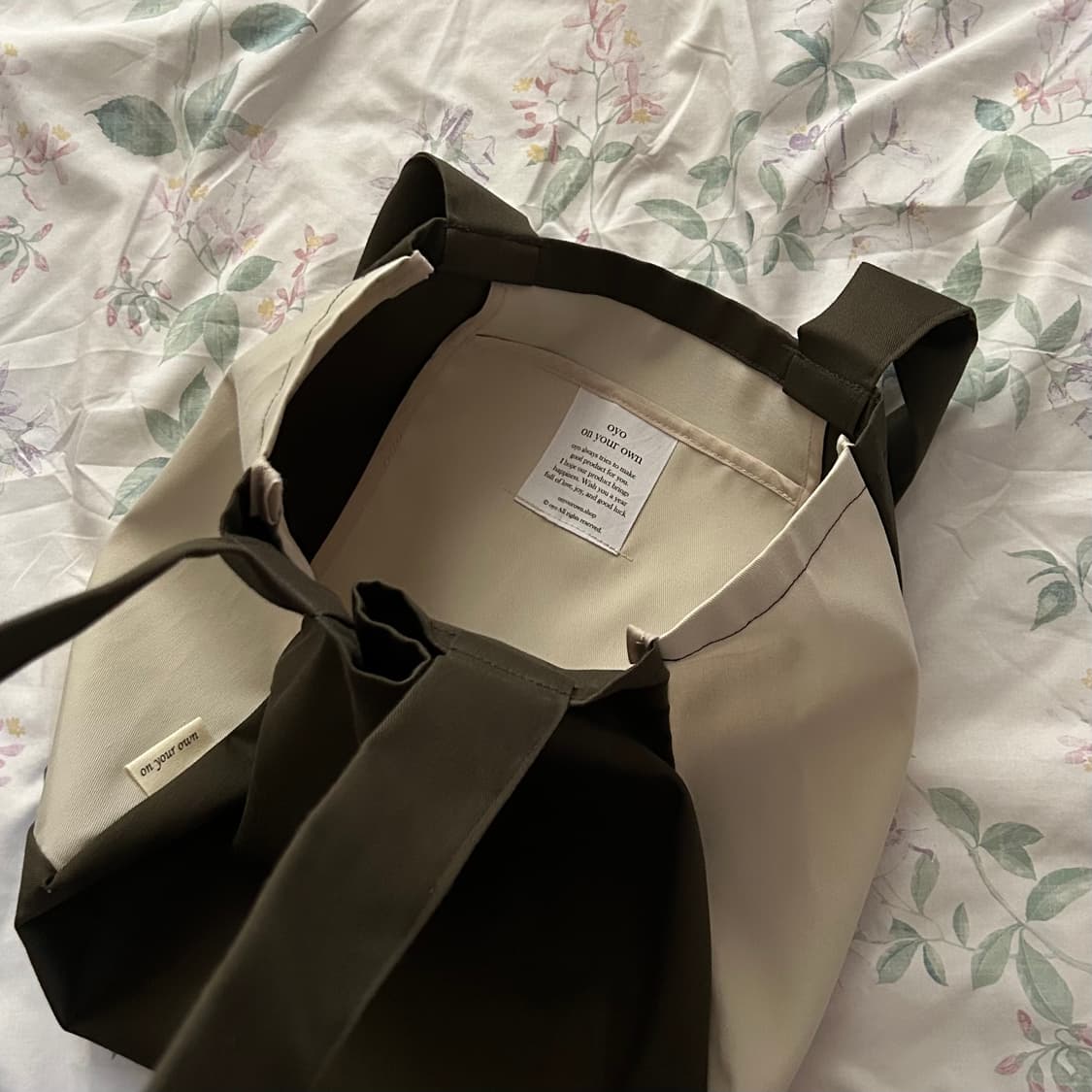 새상품) 오요 noi bag 숄더백 에코백 카키 상품이미지3