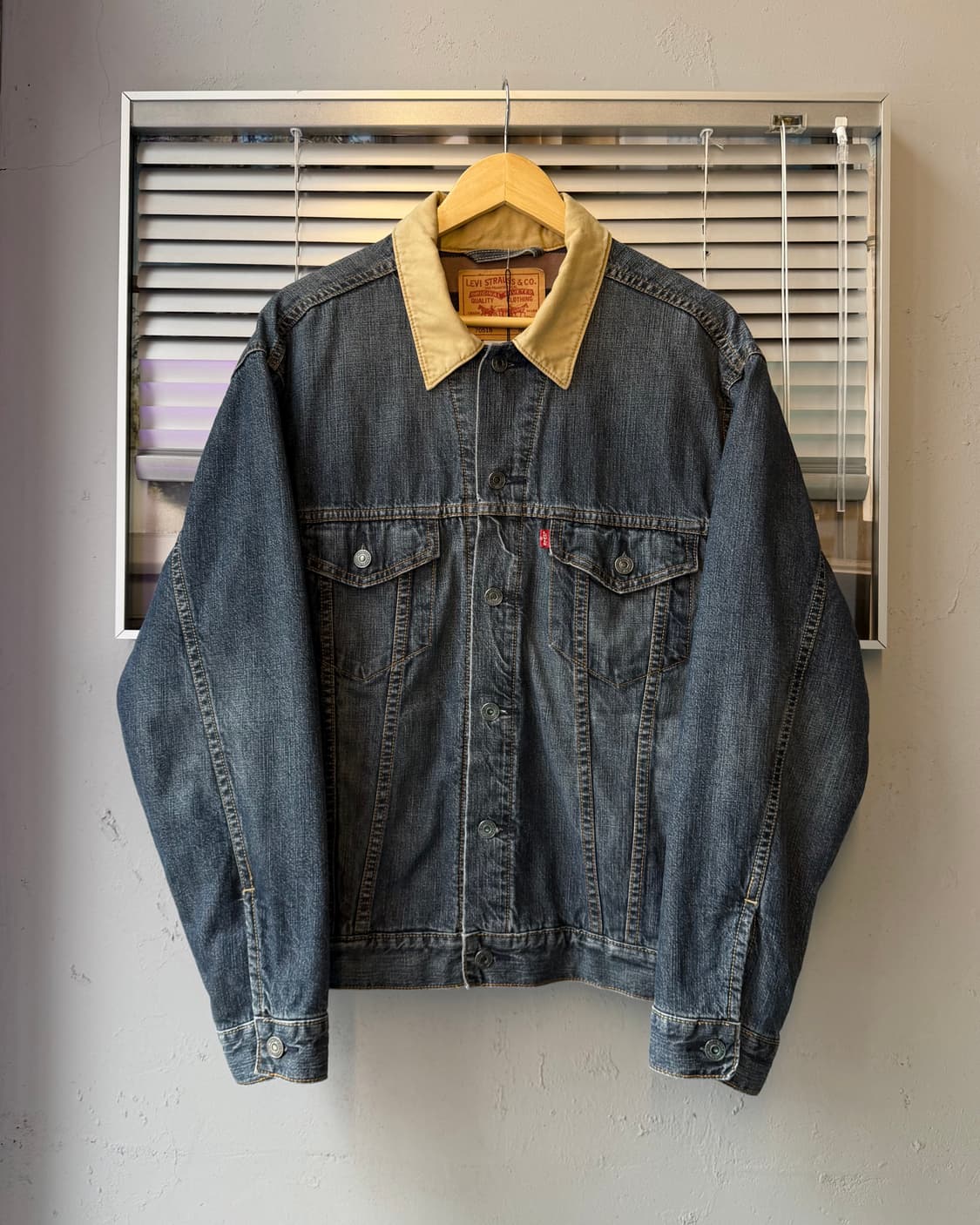Levis 00's DENIM TRUCKER JACKET 상품이미지1