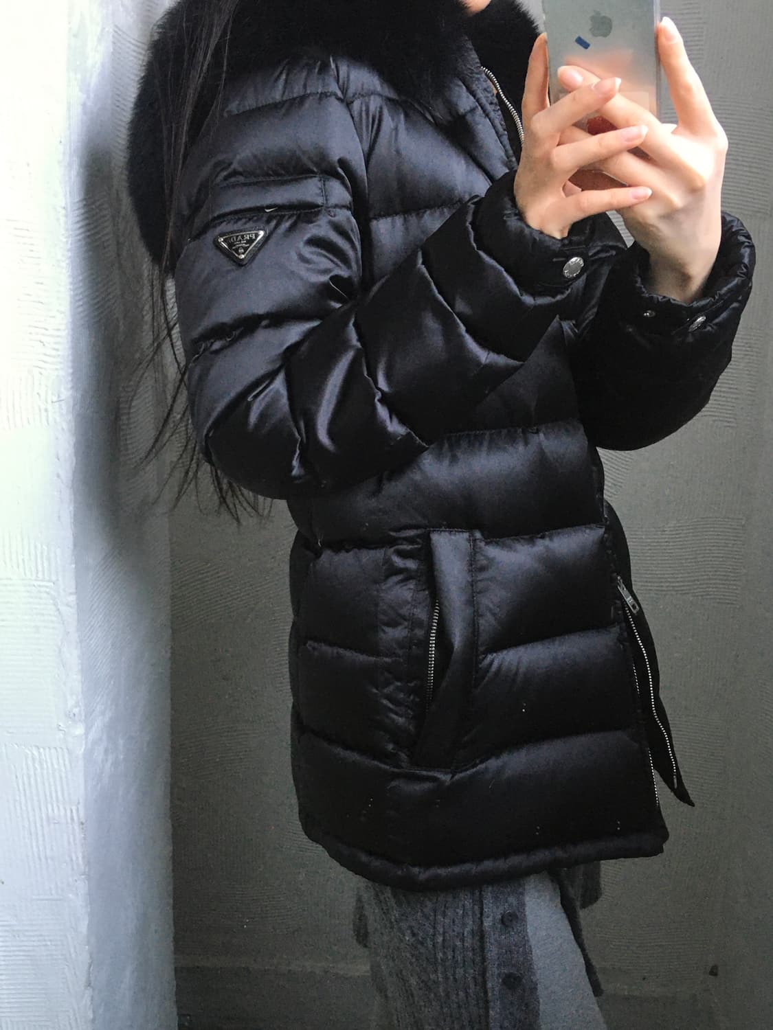 Prada 프라다 퍼 후드 다운 패딩 상품이미지1