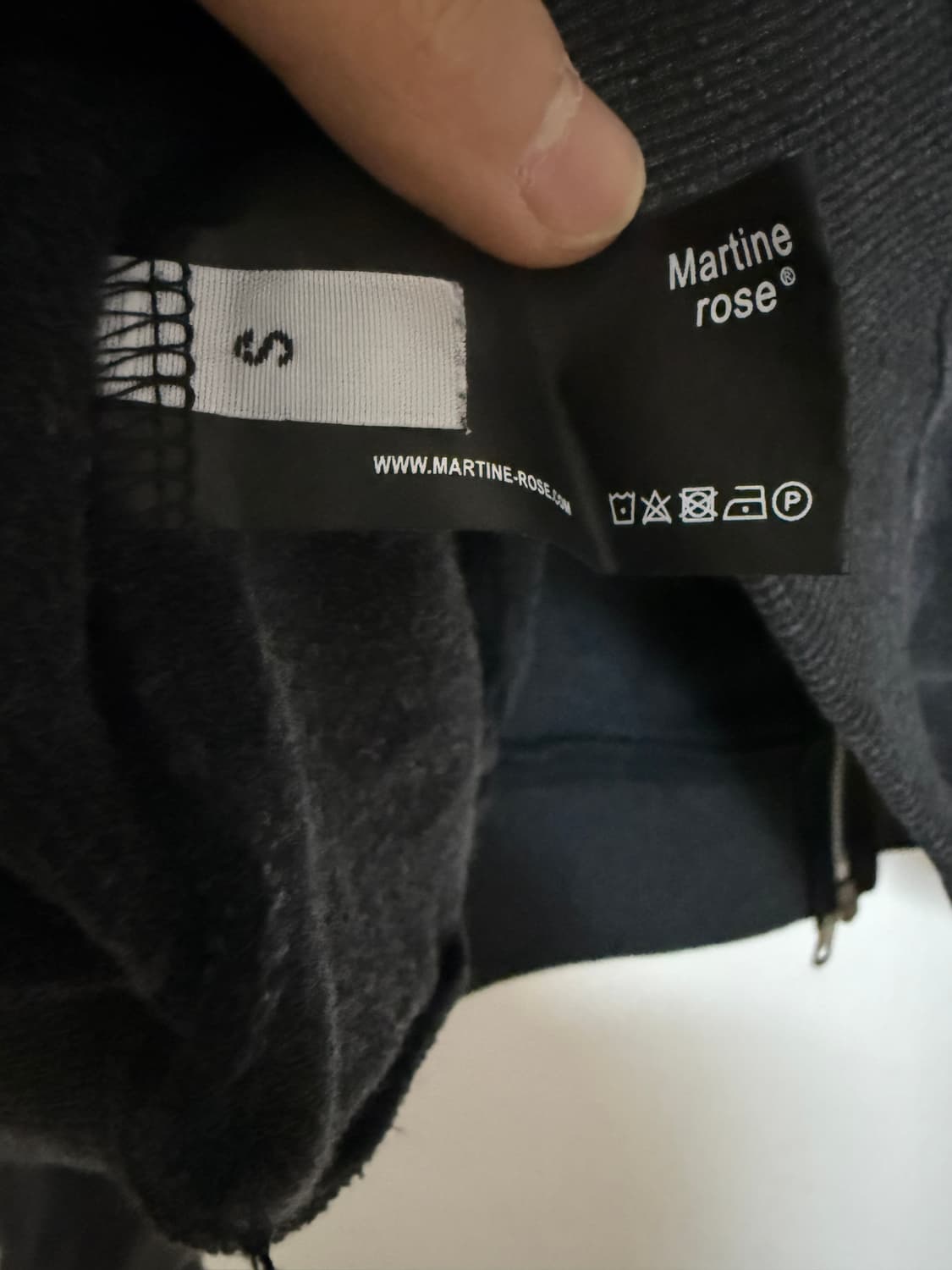 마틴 로즈 집업 크루 블랙 상품이미지3