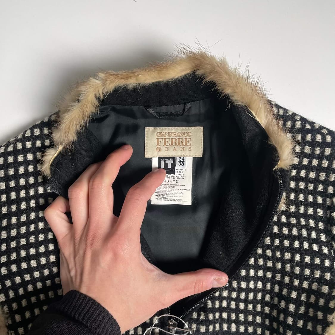 지안프랑코 페레 라니울&밍크 퍼 집업 자켓 (italy)   상품이미지8