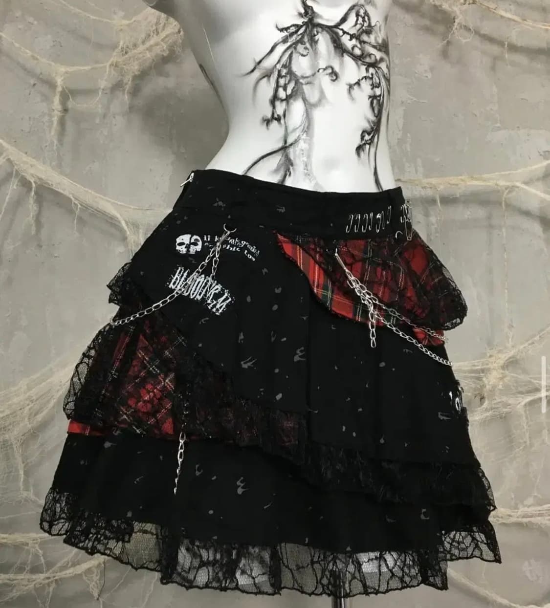 매드펑크 스커트 M 사이즈 + 의류 2벌 / 빈티지 고스고딕 y2k 상품이미지2