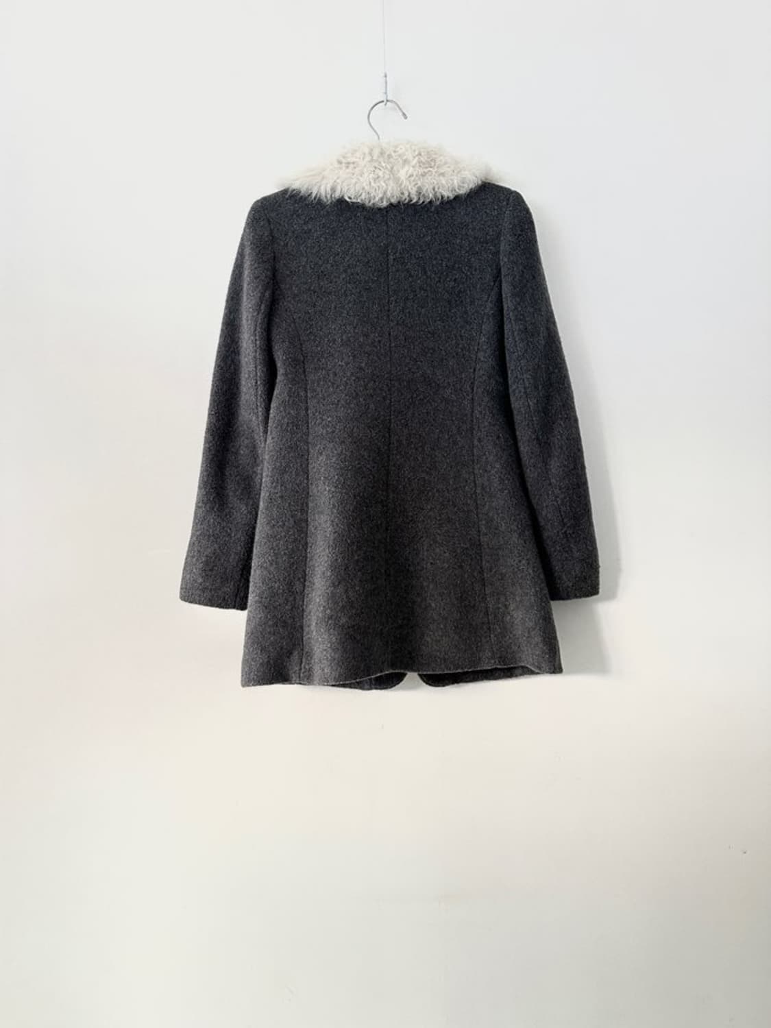 THEORY curly fur cashmear coat / grey 상품이미지5