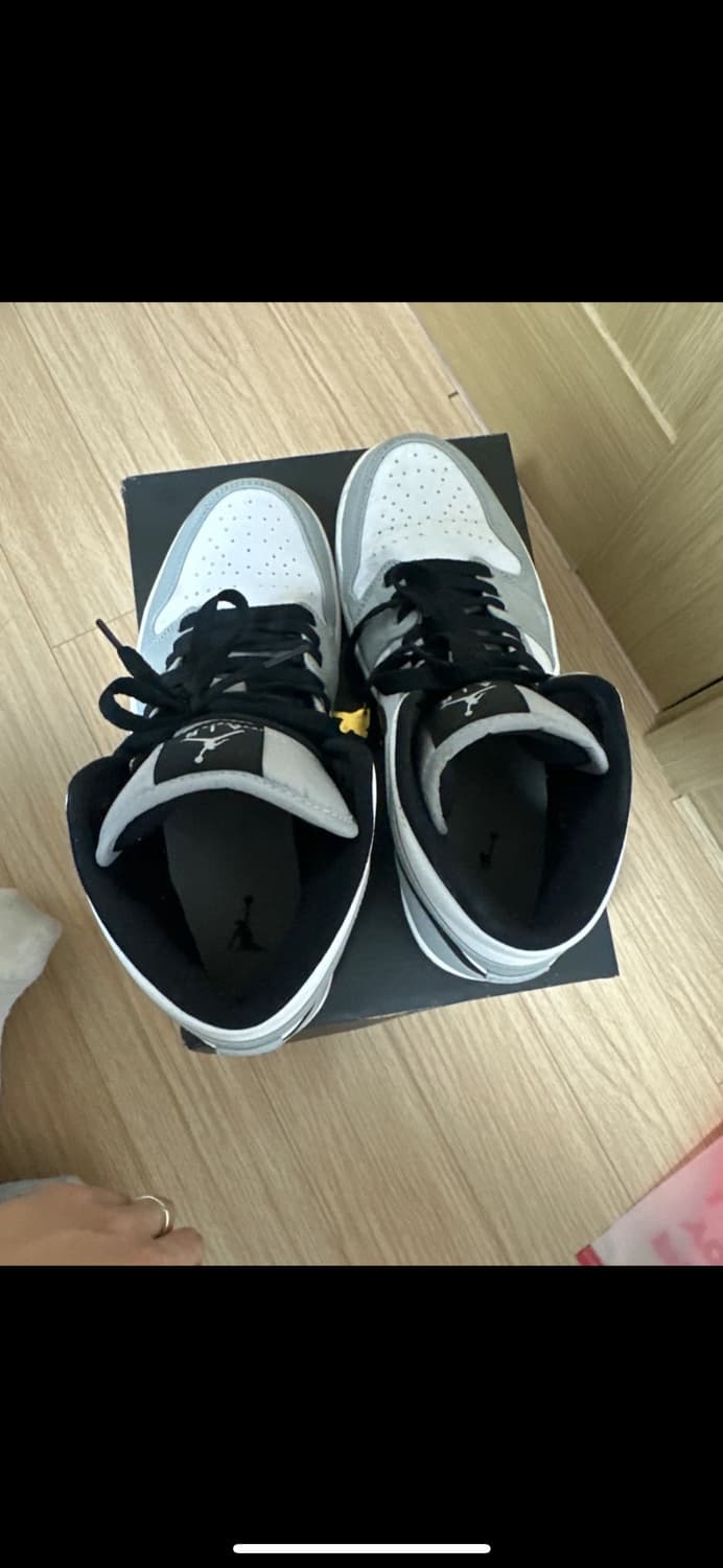 나이키 조던1 미드 스모크 그레이 상품이미지6