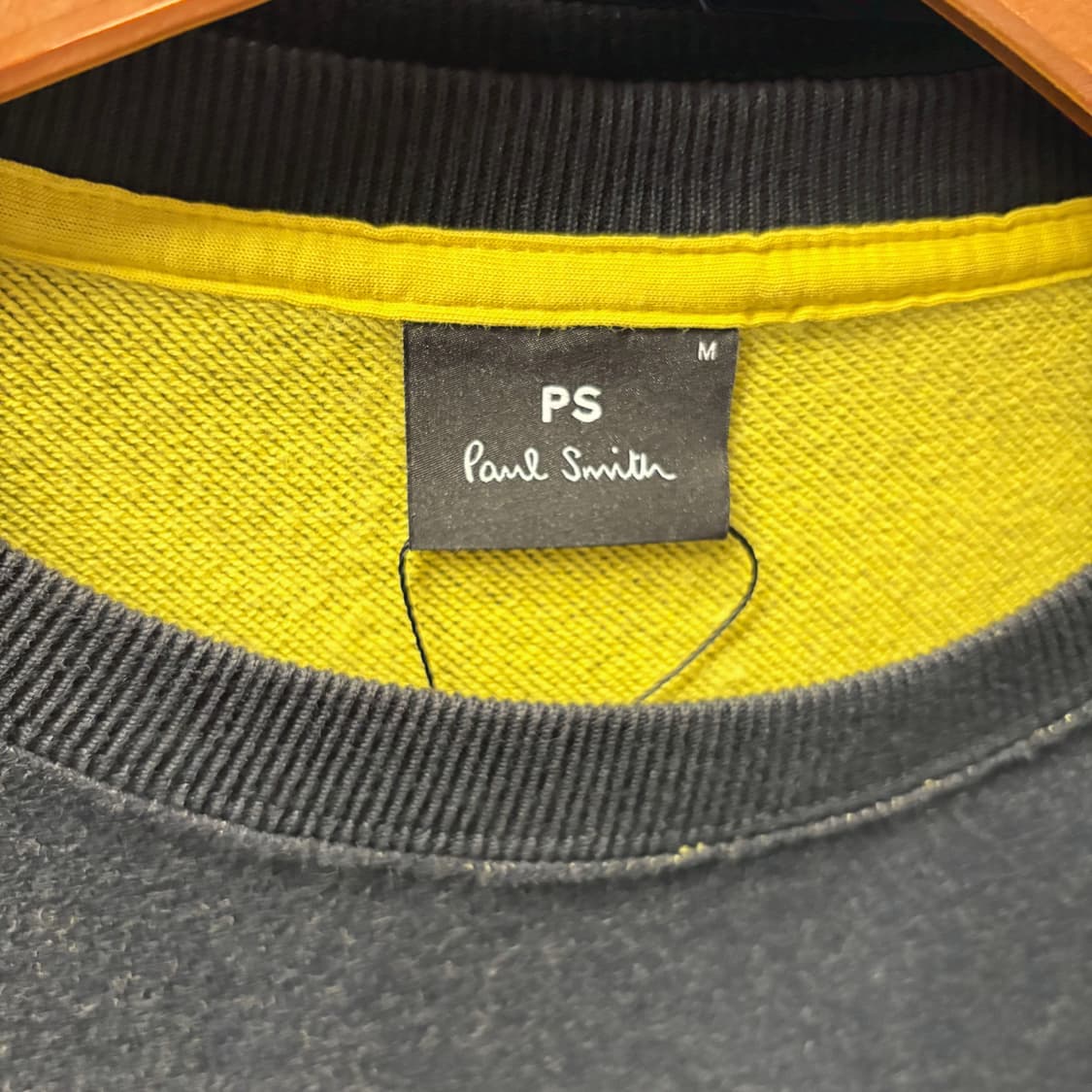 폴스미스 코튼 긴팔 맨투맨 치타 아트워크 자수 패치 디테일 레귤러핏 블랙 상품이미지6