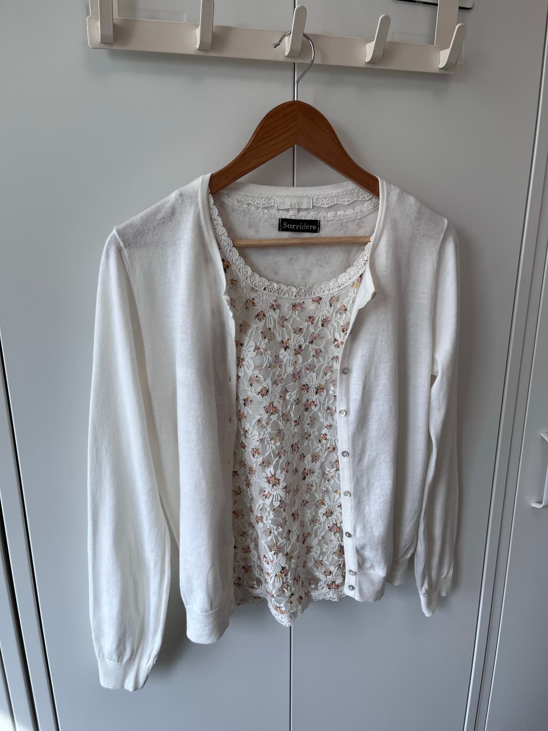 Earth music 얼스뮤직 화이트 라운드 가디건 상품이미지4