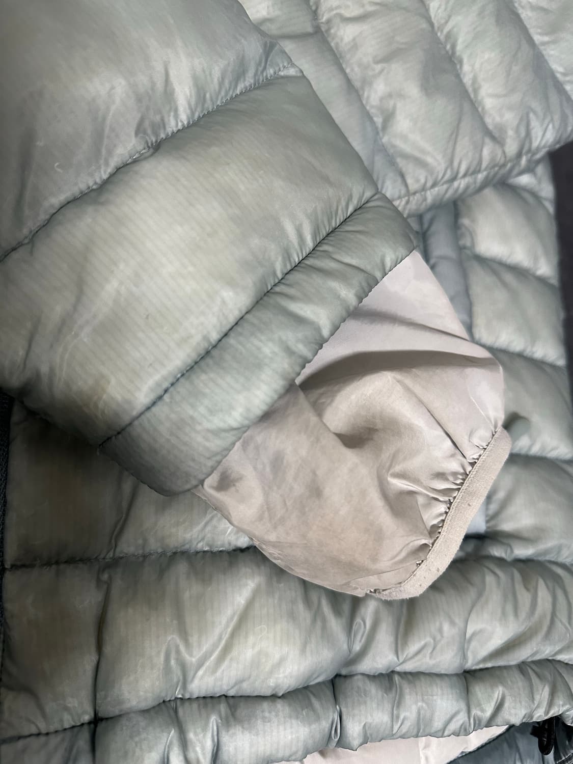 산산기어 23fw 서픽스 1사이즈 팝니다 상품이미지5