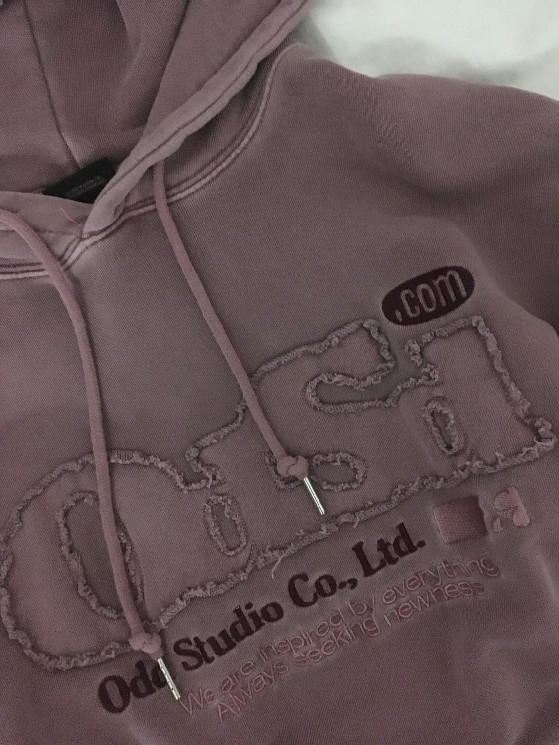 오드스튜디오 인디핑크 빅로고 후드티 상품이미지2