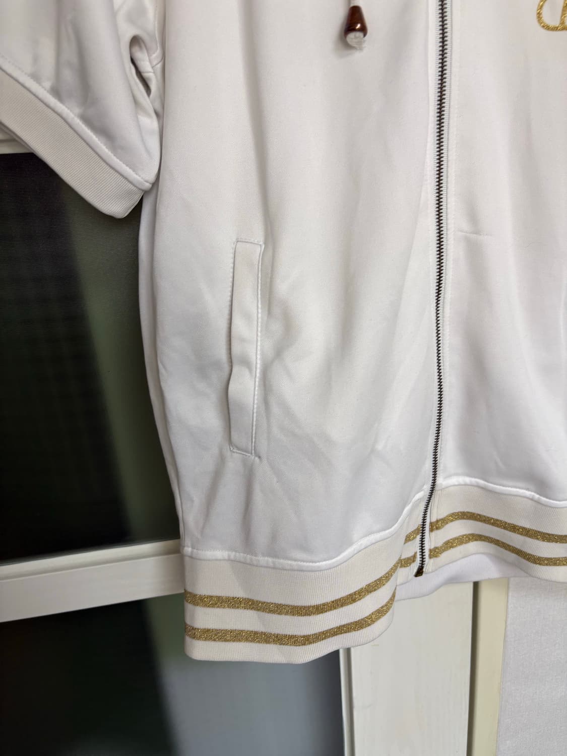 키티 골드 반소매 후드집업 상품이미지4