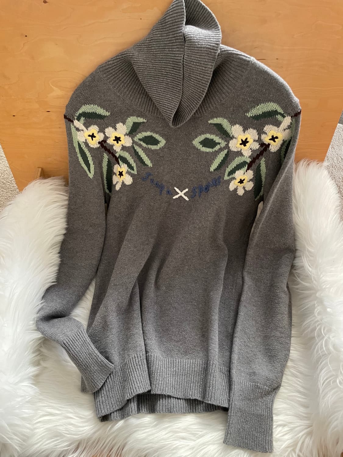 vintage flower embroidered knit 상품이미지1