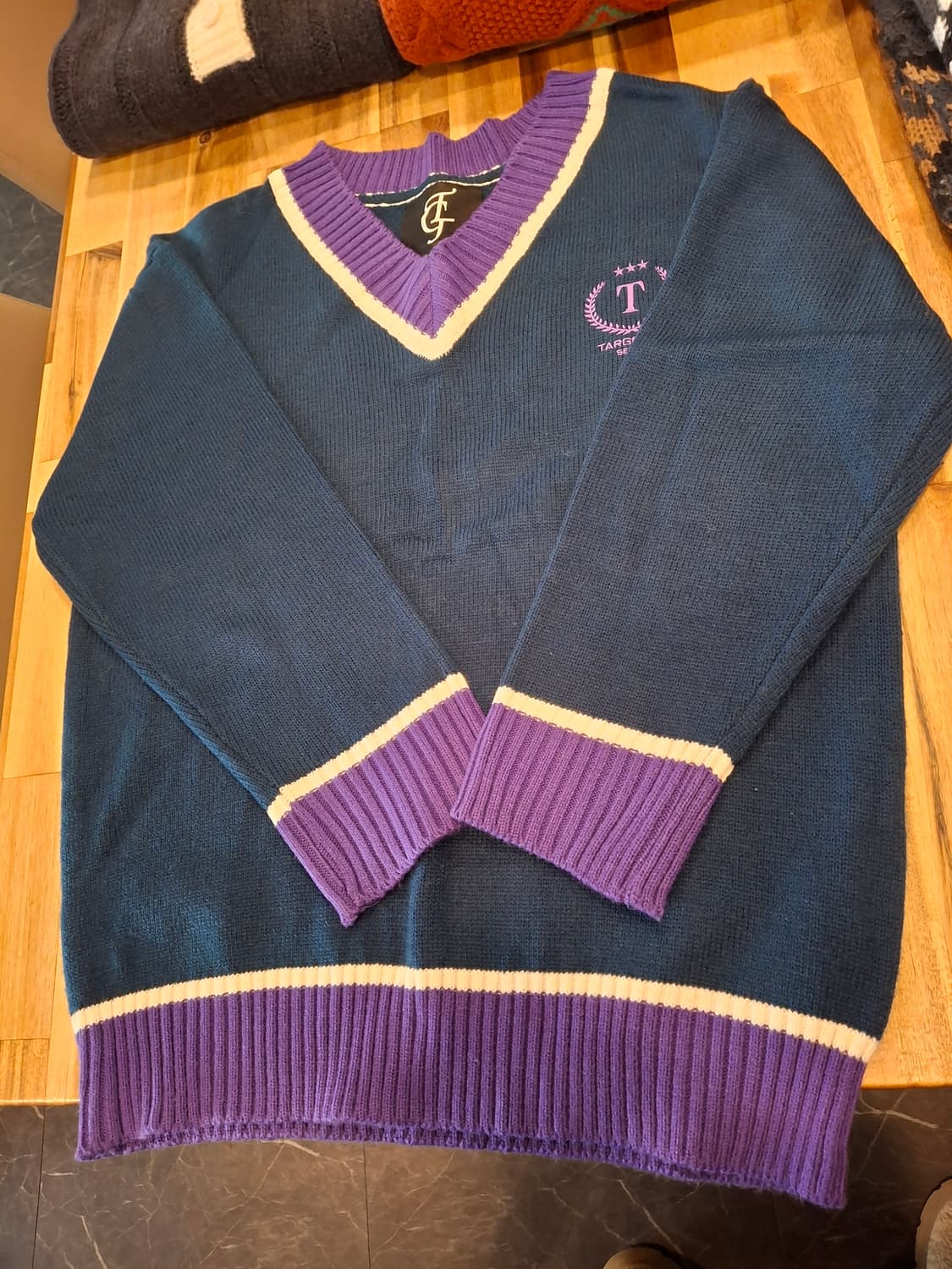 (마지막특가) 타게토 배색 니트 상품이미지5