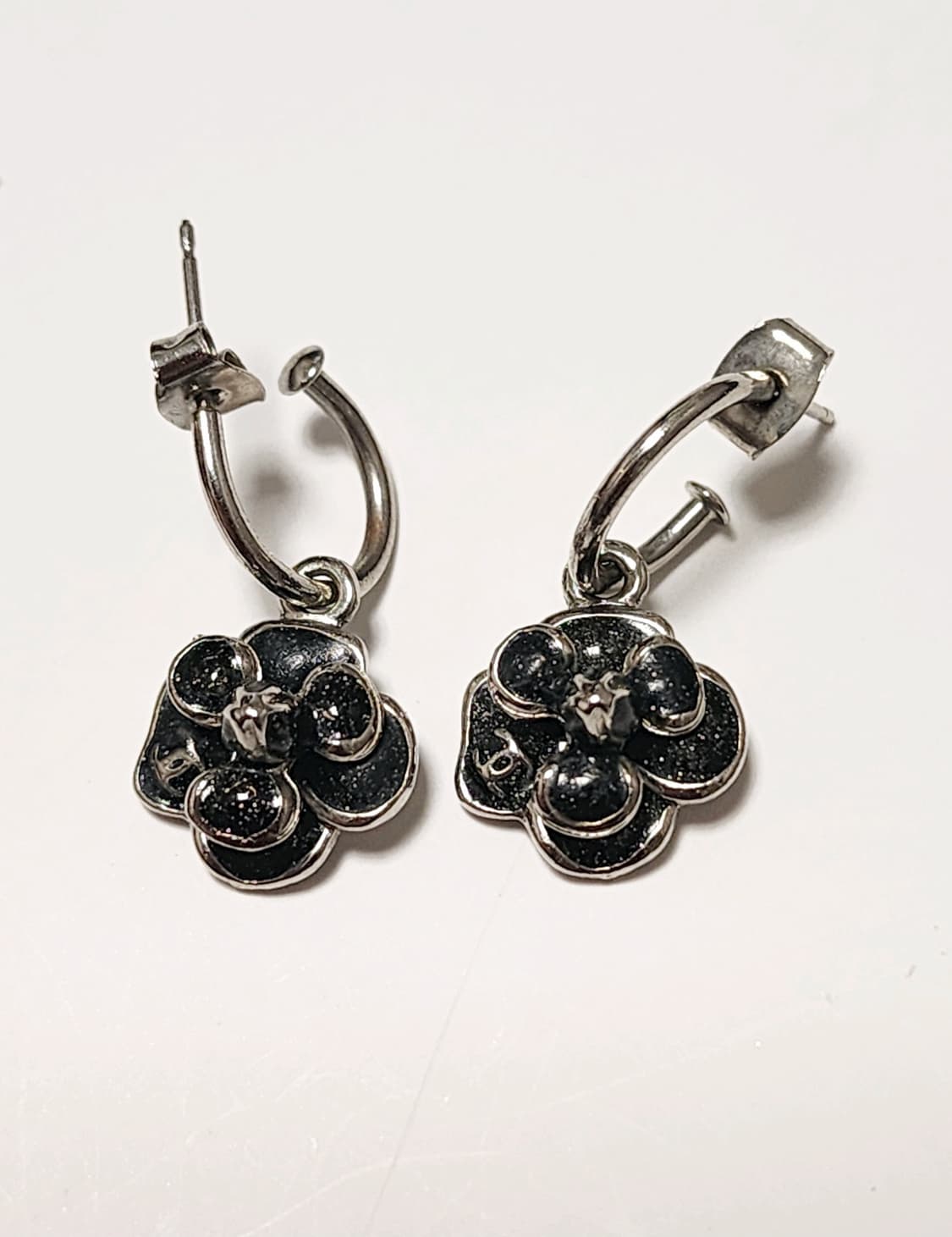 사넬 미니 까멜리아 귀걸이 상품이미지3