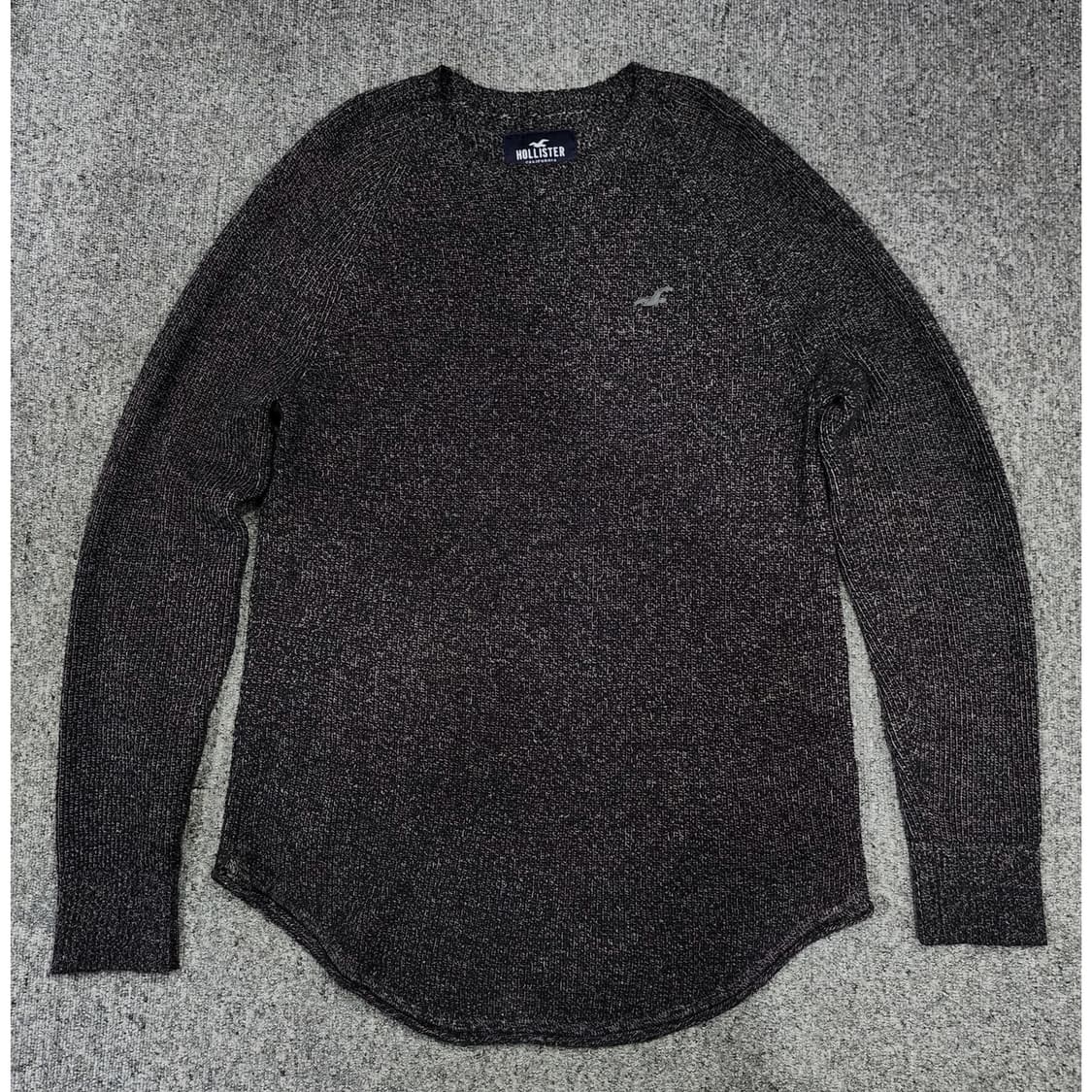 홀리스터 로고 라운드 커브드 니트 스웨터 M 상품이미지1
