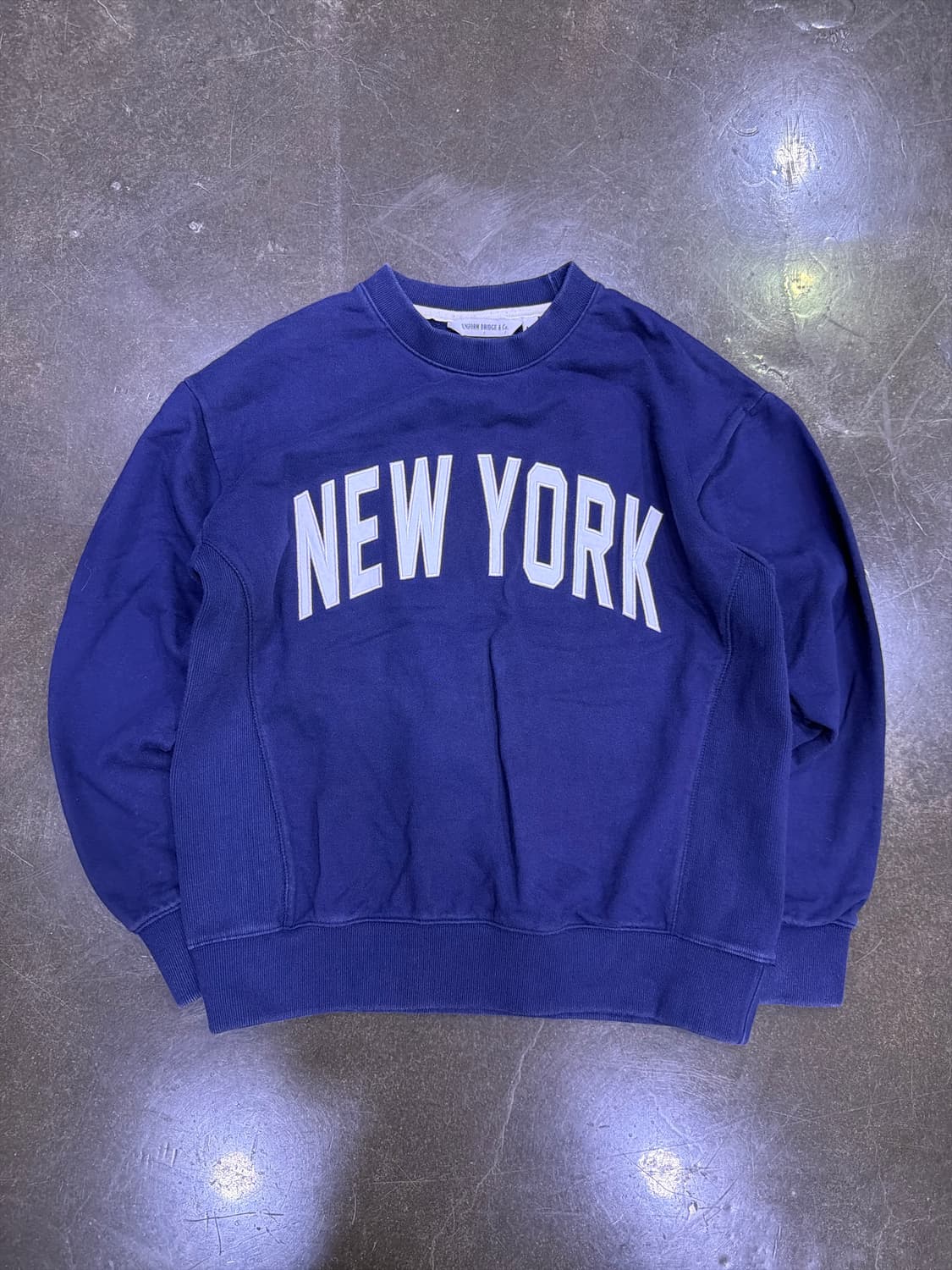 유니폼브릿지 뉴욕 자수 패치 네이비 맨투맨 스웻셔츠 M 상품이미지2