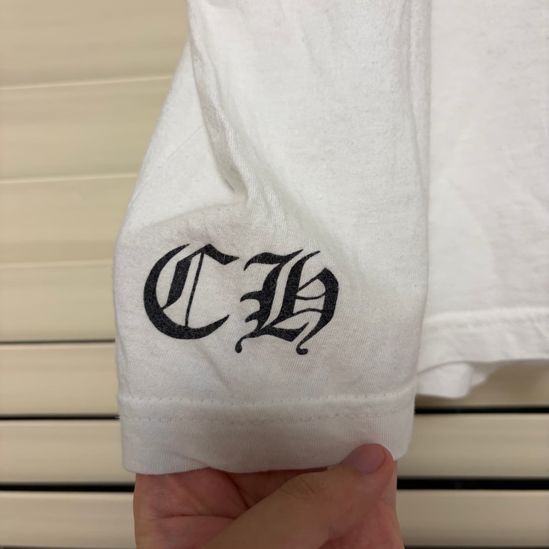 레어) 크롬하츠 홀스슈 말리부 라지 크로스 반팔 티셔츠 M 상품이미지4