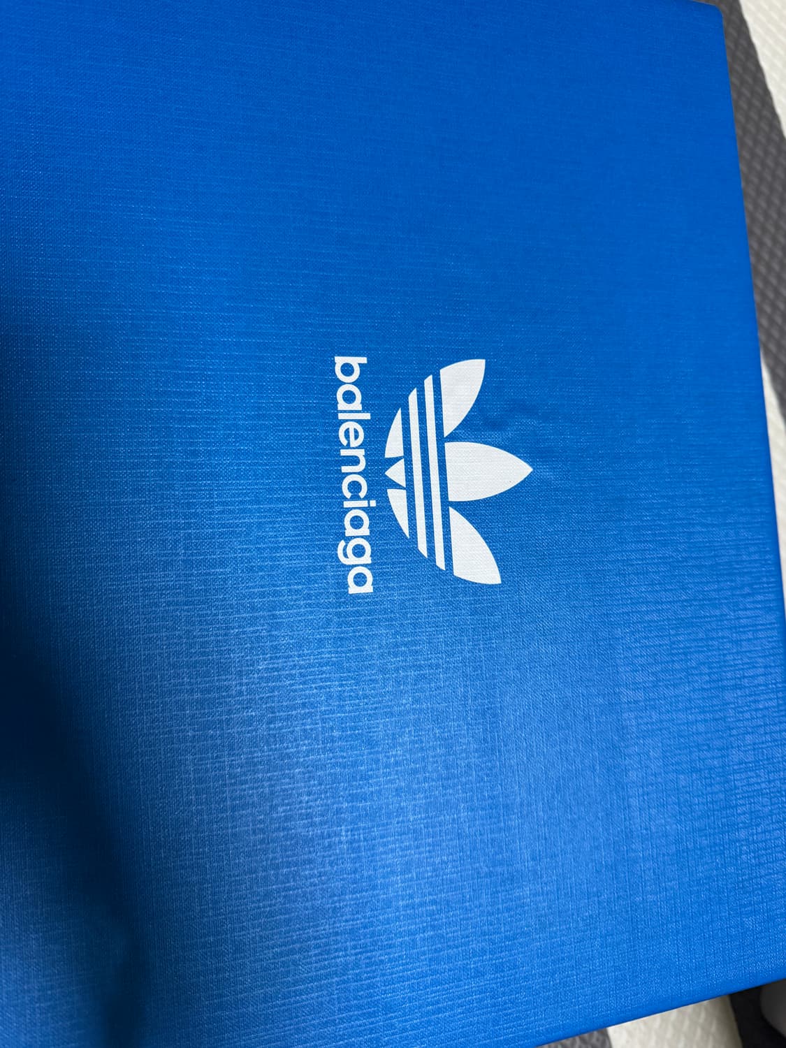 발렌시아가x아디다스 트리플s 완전 새상품 풀박 상품이미지2