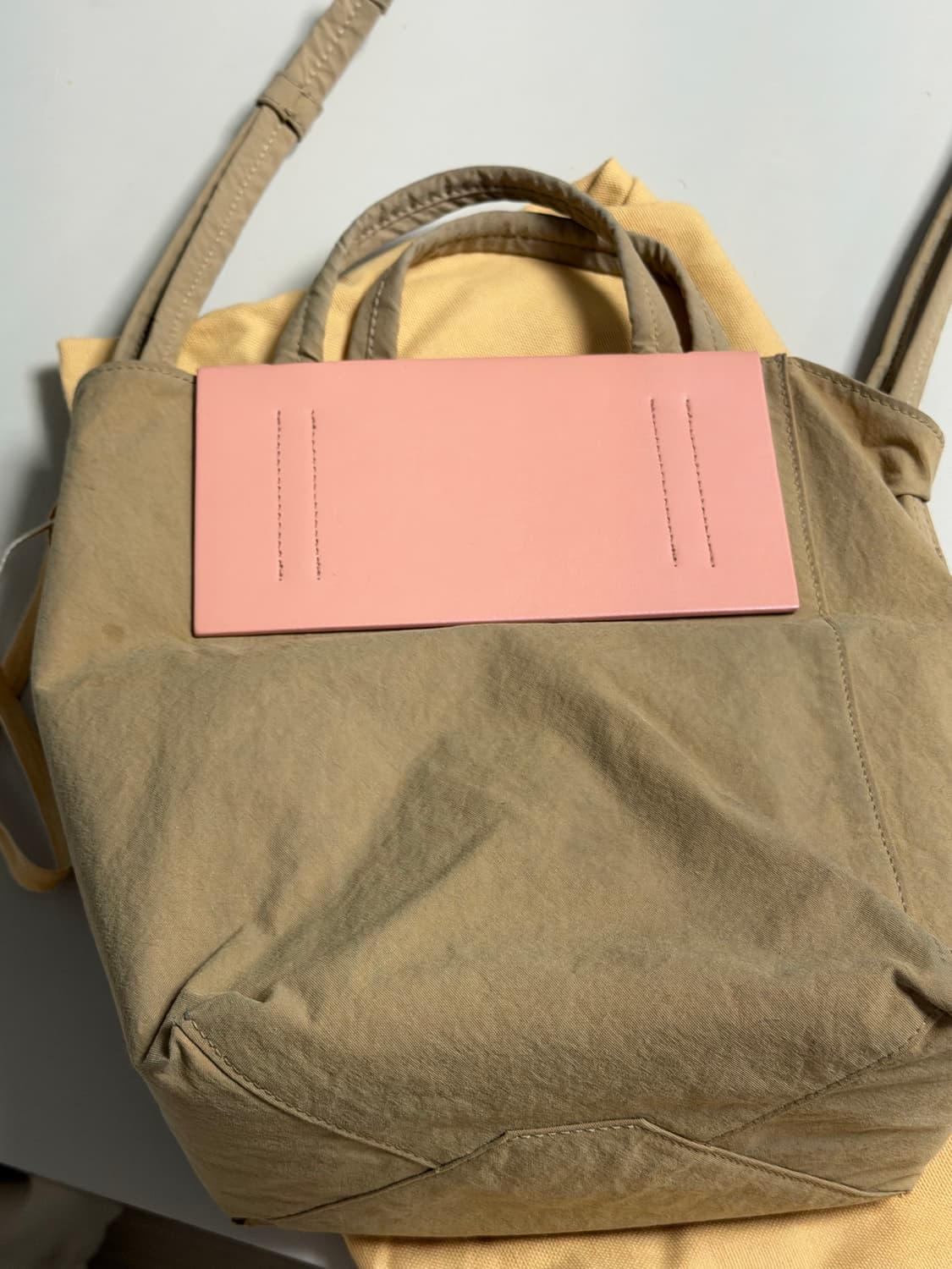 아크네스튜디오 정품 베이커백 스몰 베이지 핑크 상품이미지6