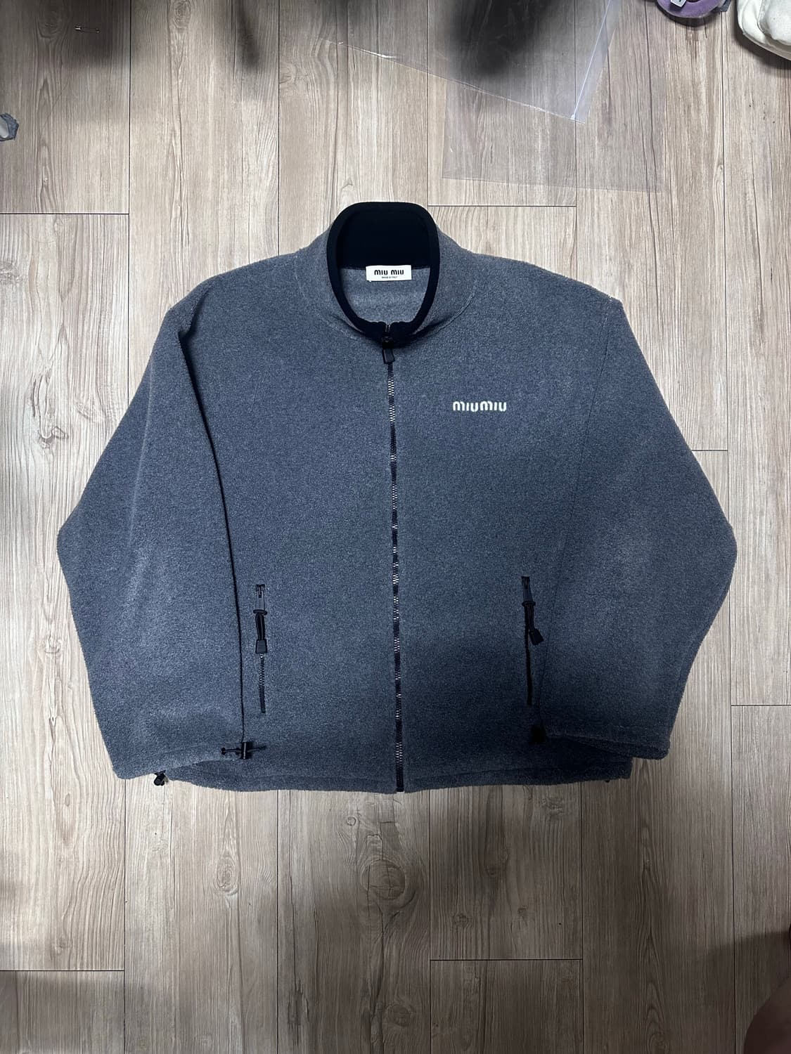 미우미우 플리스 스웨트셔츠 M 상품이미지1