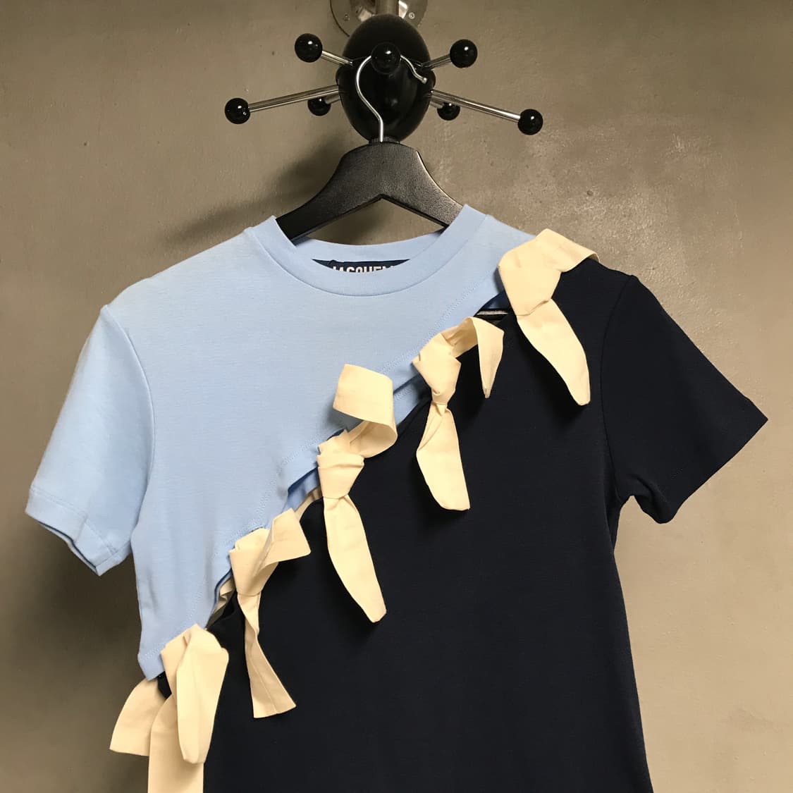 자크뮈스 리본 반팔 티셔츠 34(W) 상품이미지2