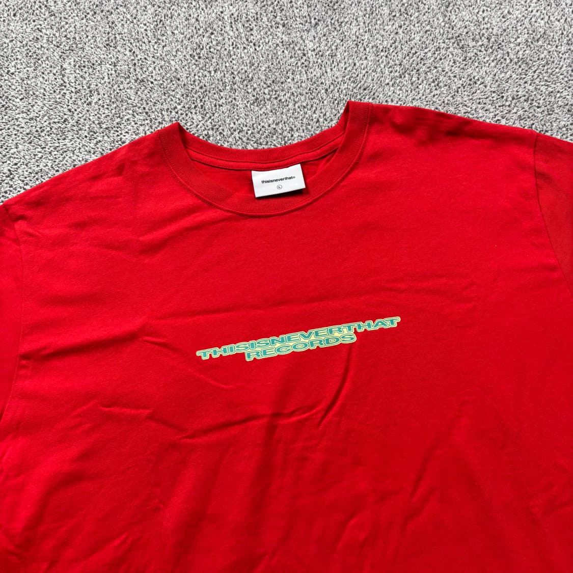 디스이즈네버댓 로컬스 레드 티셔츠 상품이미지3