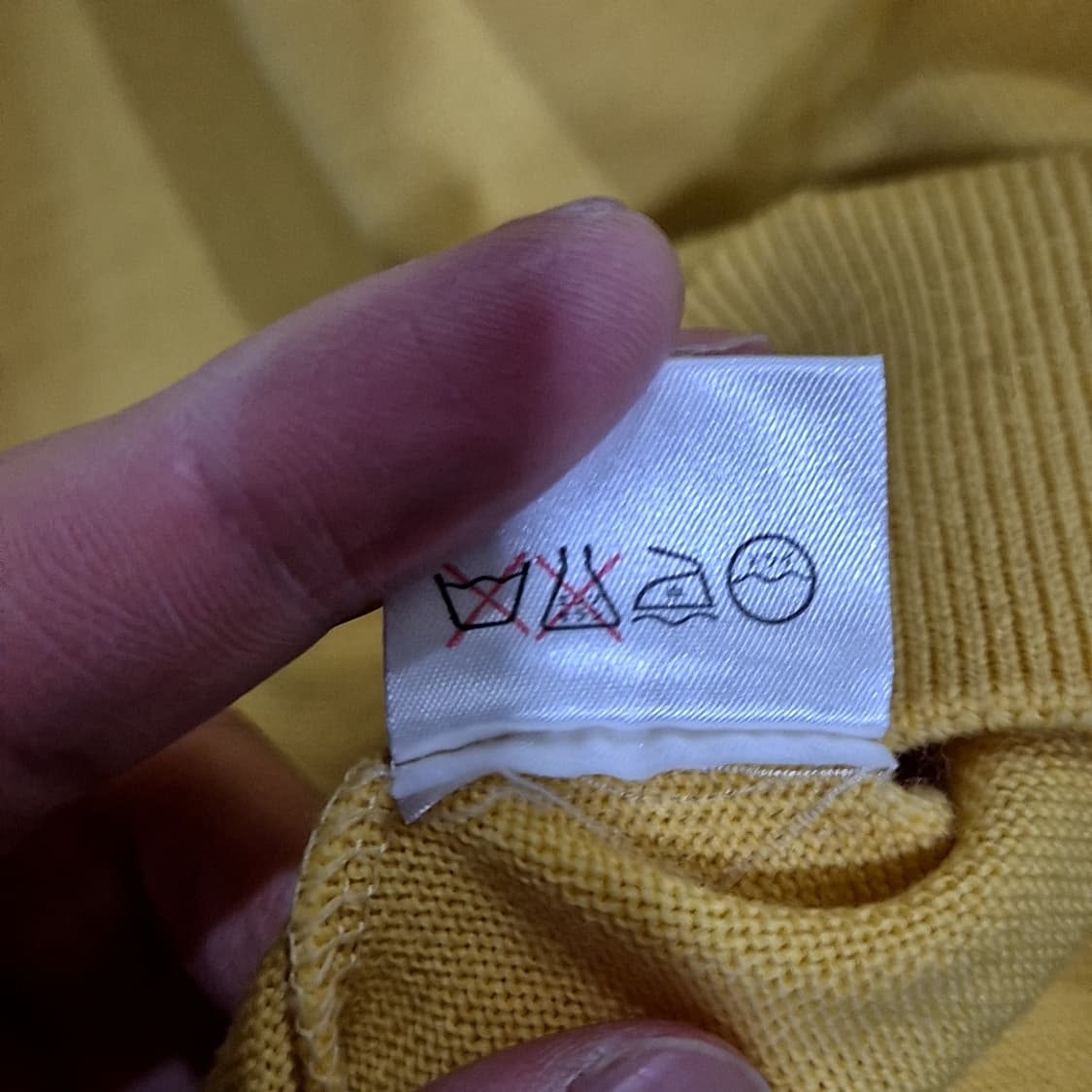 Valentino 발렌티노 시그니처 로고 니트 상품이미지7