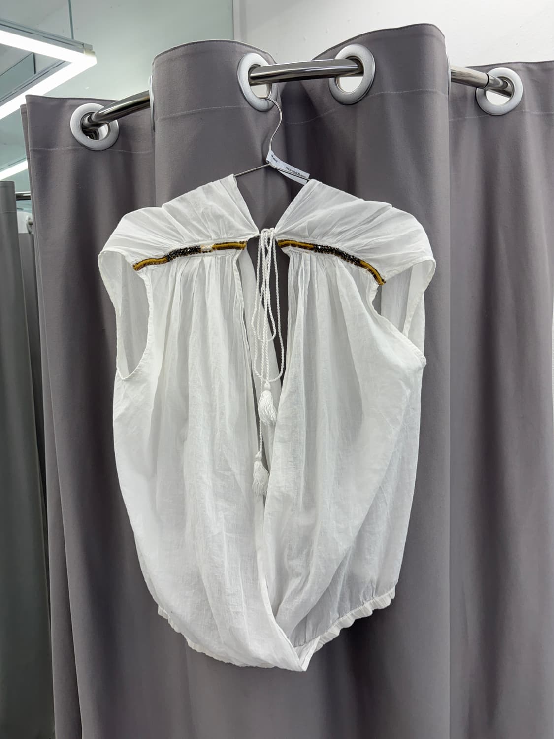 에스닉 비즈 드레이프 블라우스 상품이미지1