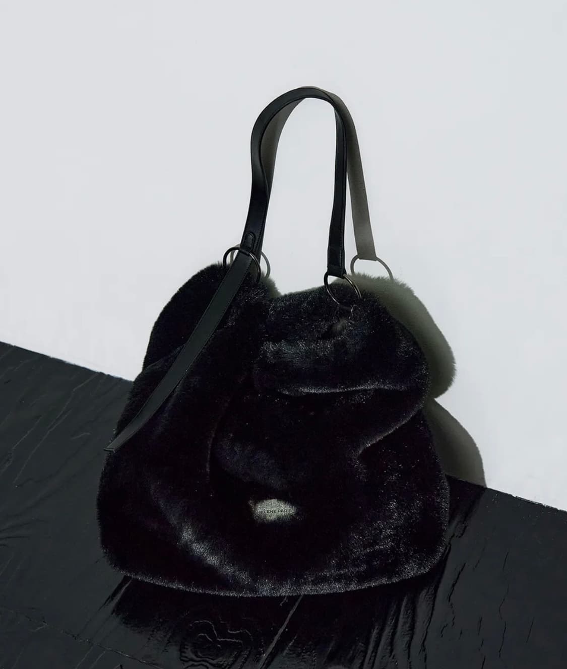 새상품 헬레네파리스 페이블 퍼 빅 숄더백 상품이미지1