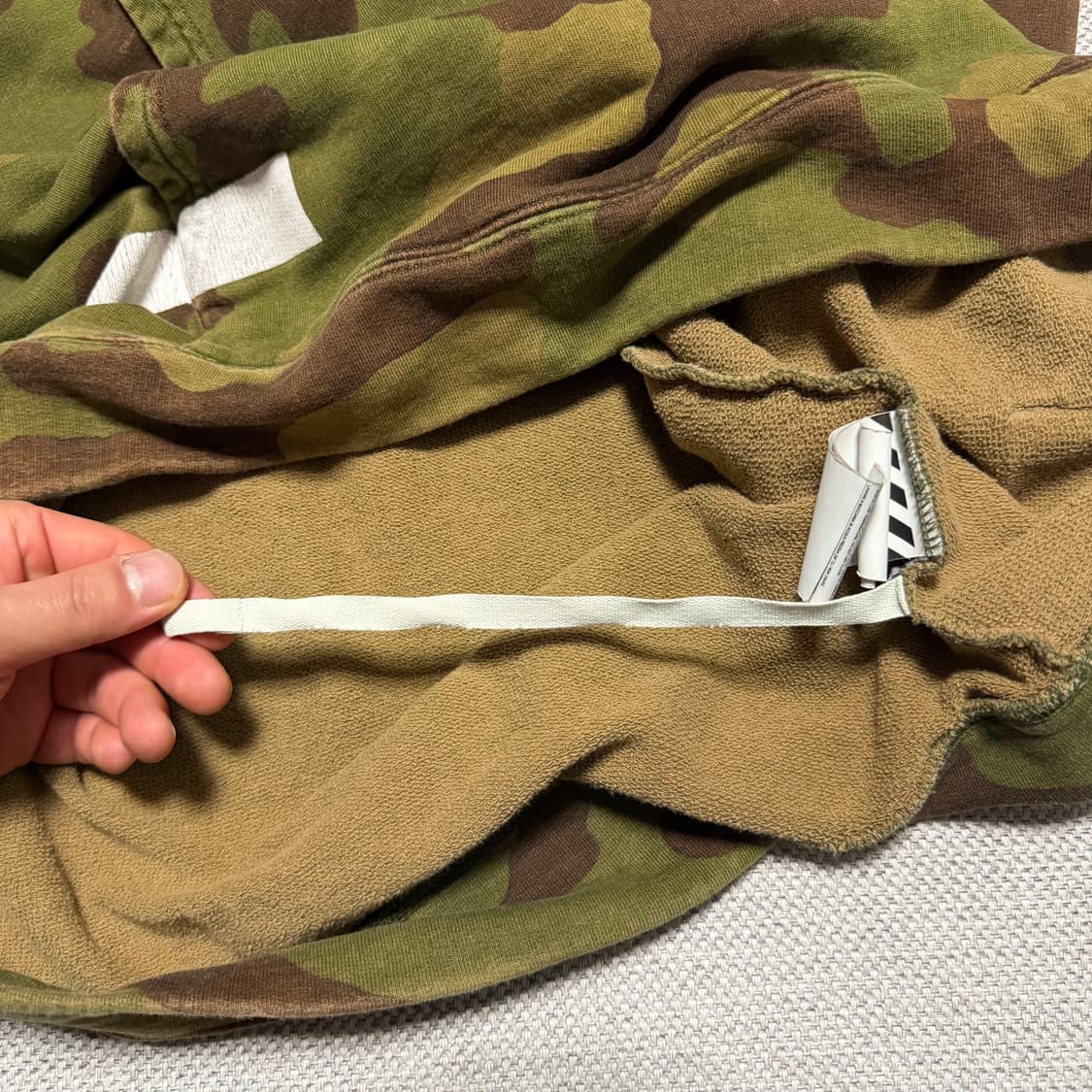 OFF-WHITE 오프화이트 17fw 그린 카모 에로우 오버 후디 상품이미지7