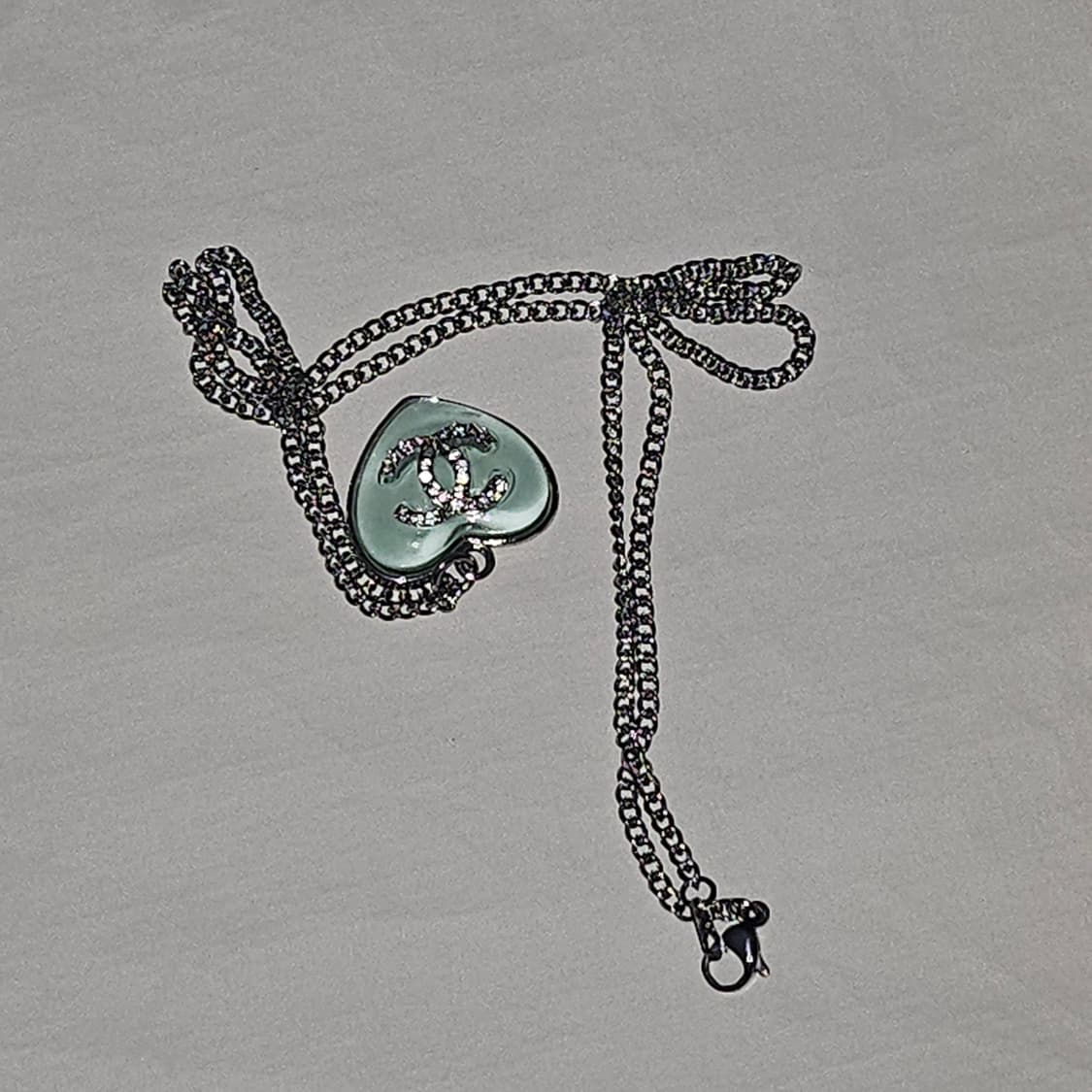 샤넬 벌룬 하트 빈티지 업사이클링 목걸이 상품이미지3