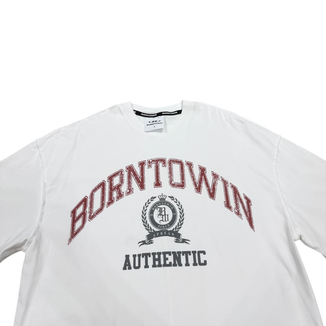 본투윈 크랙 엠블렘 반팔 티셔츠 화이트 1 상품이미지2