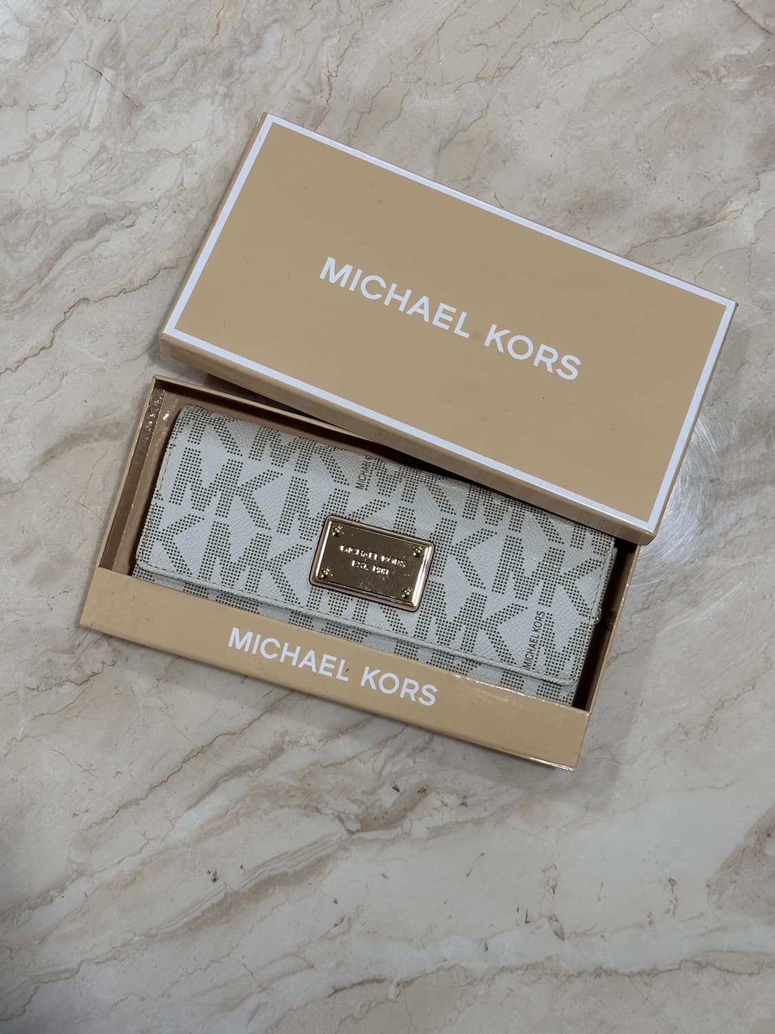 Michael Kors 지갑 상품이미지1