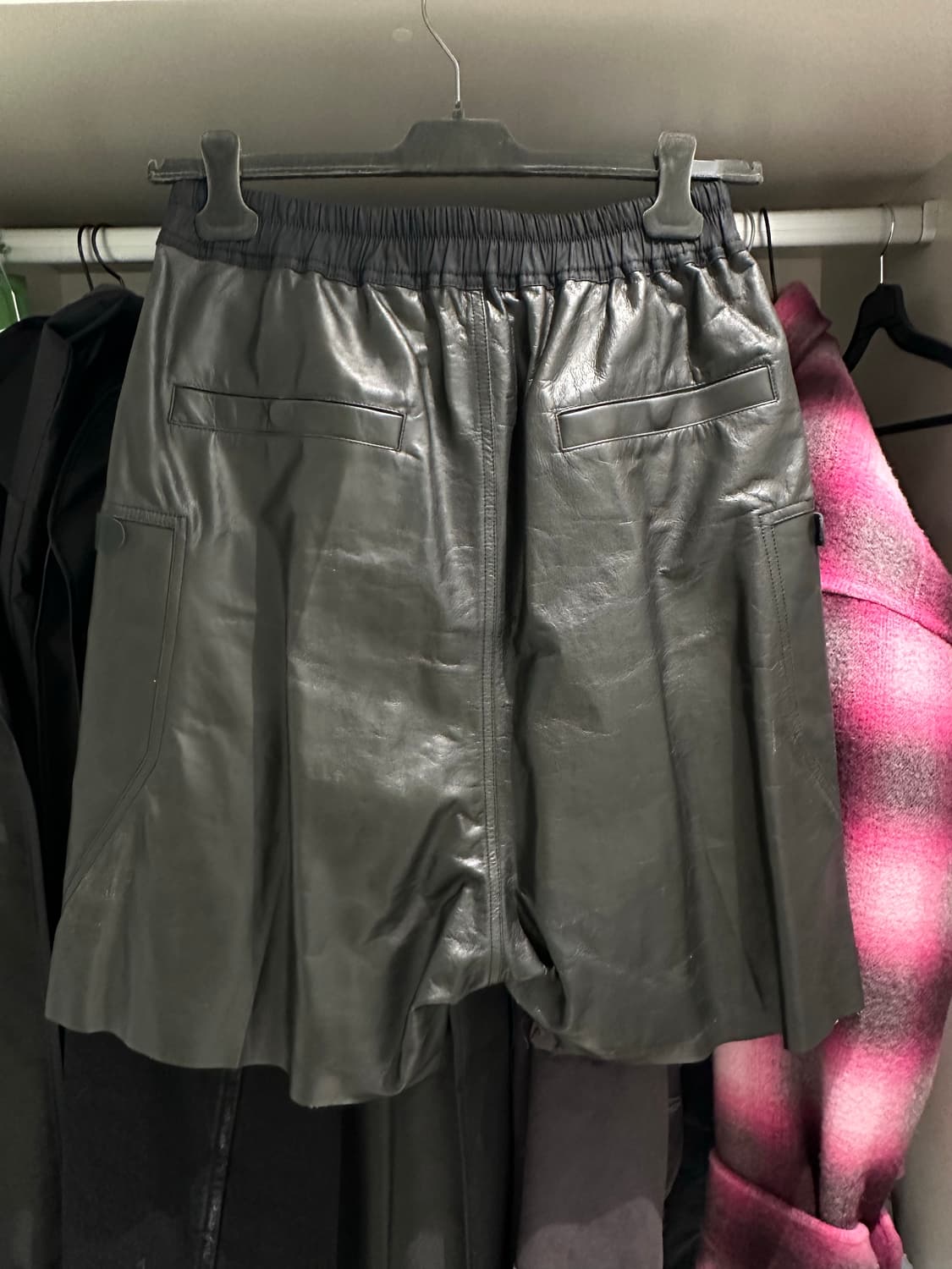 릭오웬스 바우하우스 벨라 레더 쇼츠 50사이즈  상품이미지2