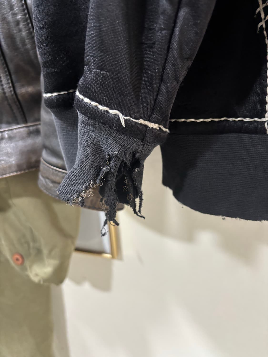 슈프림 x 트루 릴리전 집업 후드 스웨트셔츠 블랙 - 21FW 상품이미지2