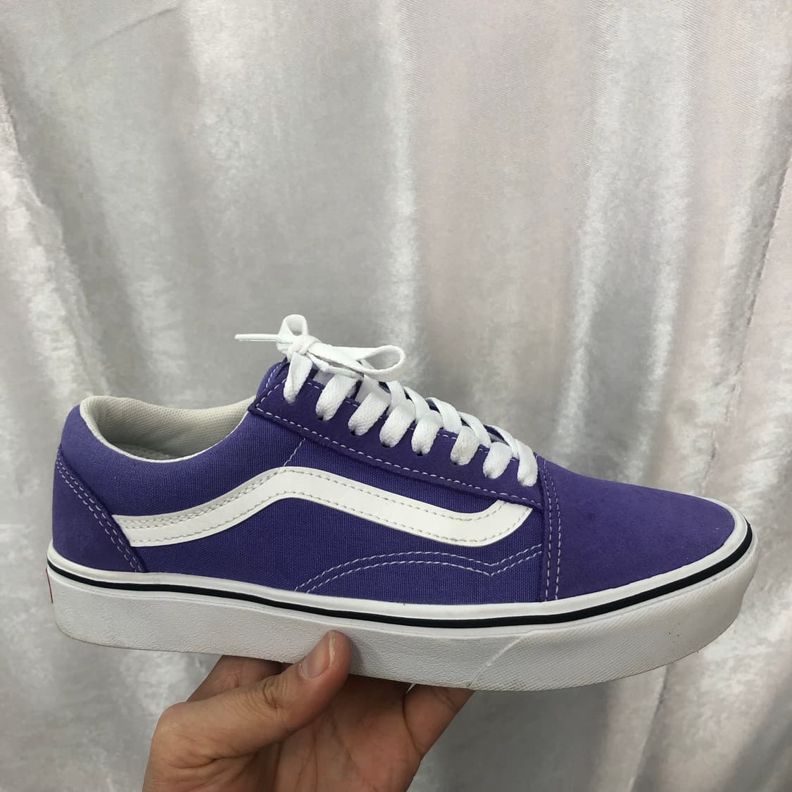 반스 컴피쿠시 올드스쿨 스니커즈 사이즈245 상품이미지1