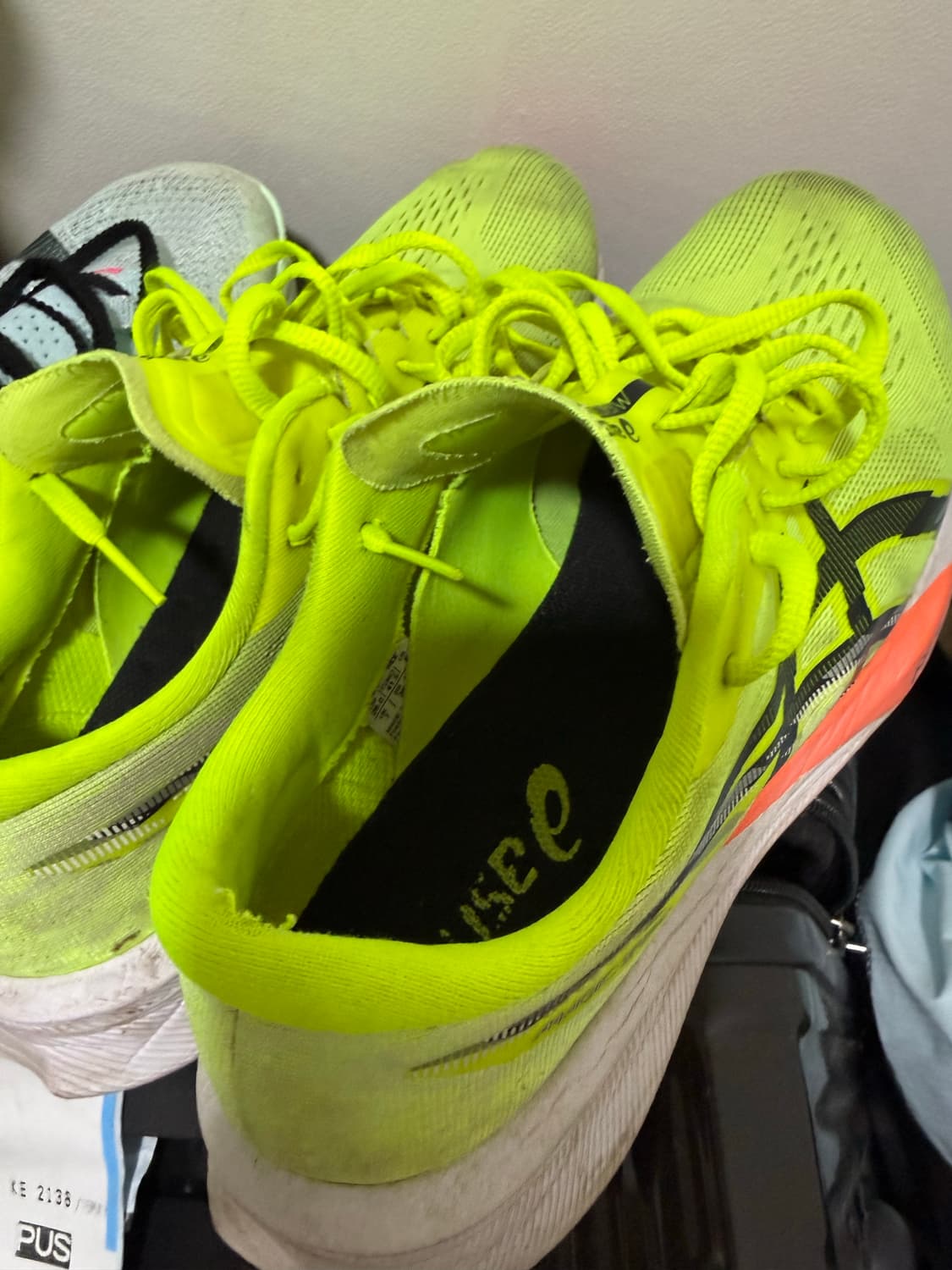 아식스 매직 스피드 4 세이프티 옐로우 블랙 - 2E 와이드 상품이미지2