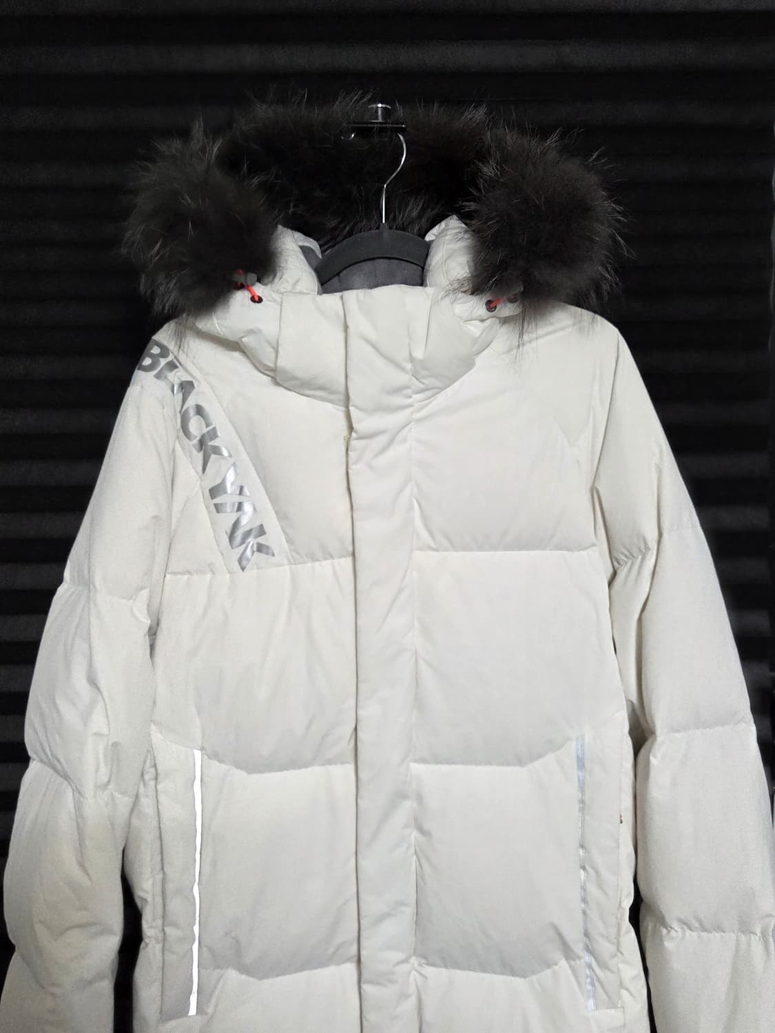 [블랙야크] 주니어 덕다운 롱패딩 판매합니다. 상품이미지2