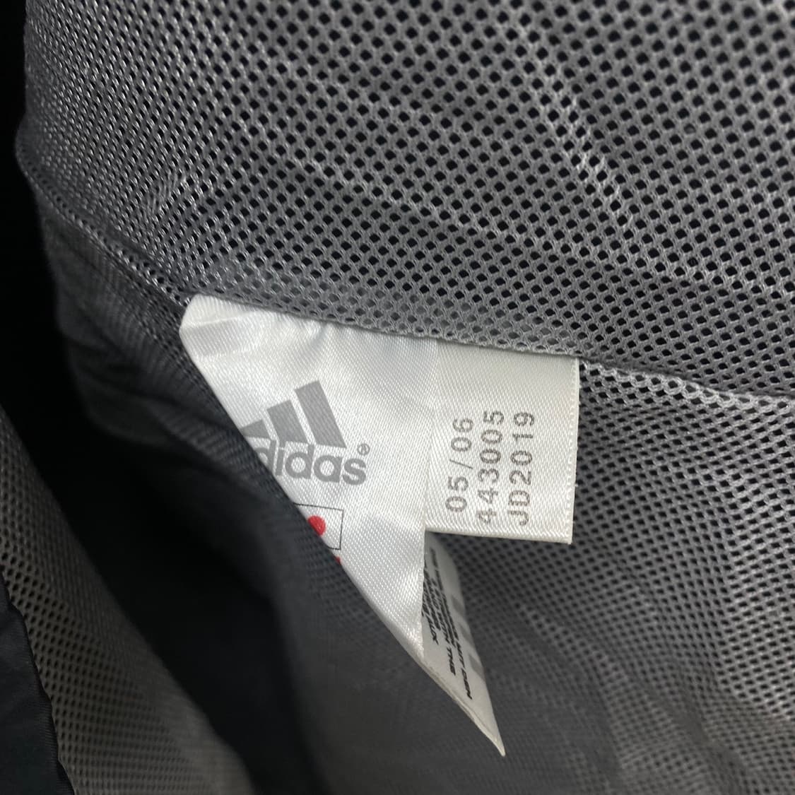 adidas windbreaker jacket 상품이미지6