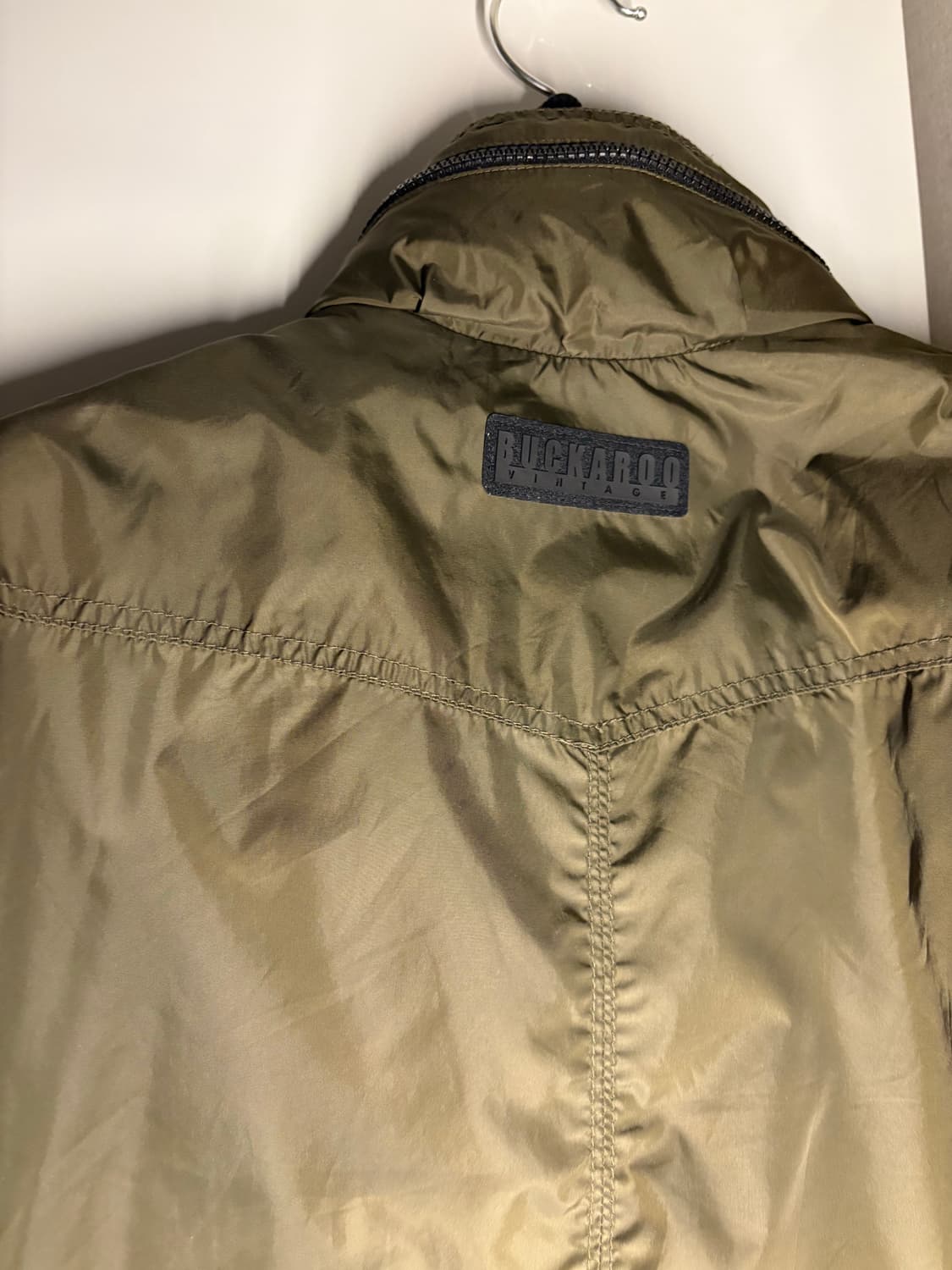 버카루 아우터 판매합니다  상품이미지2