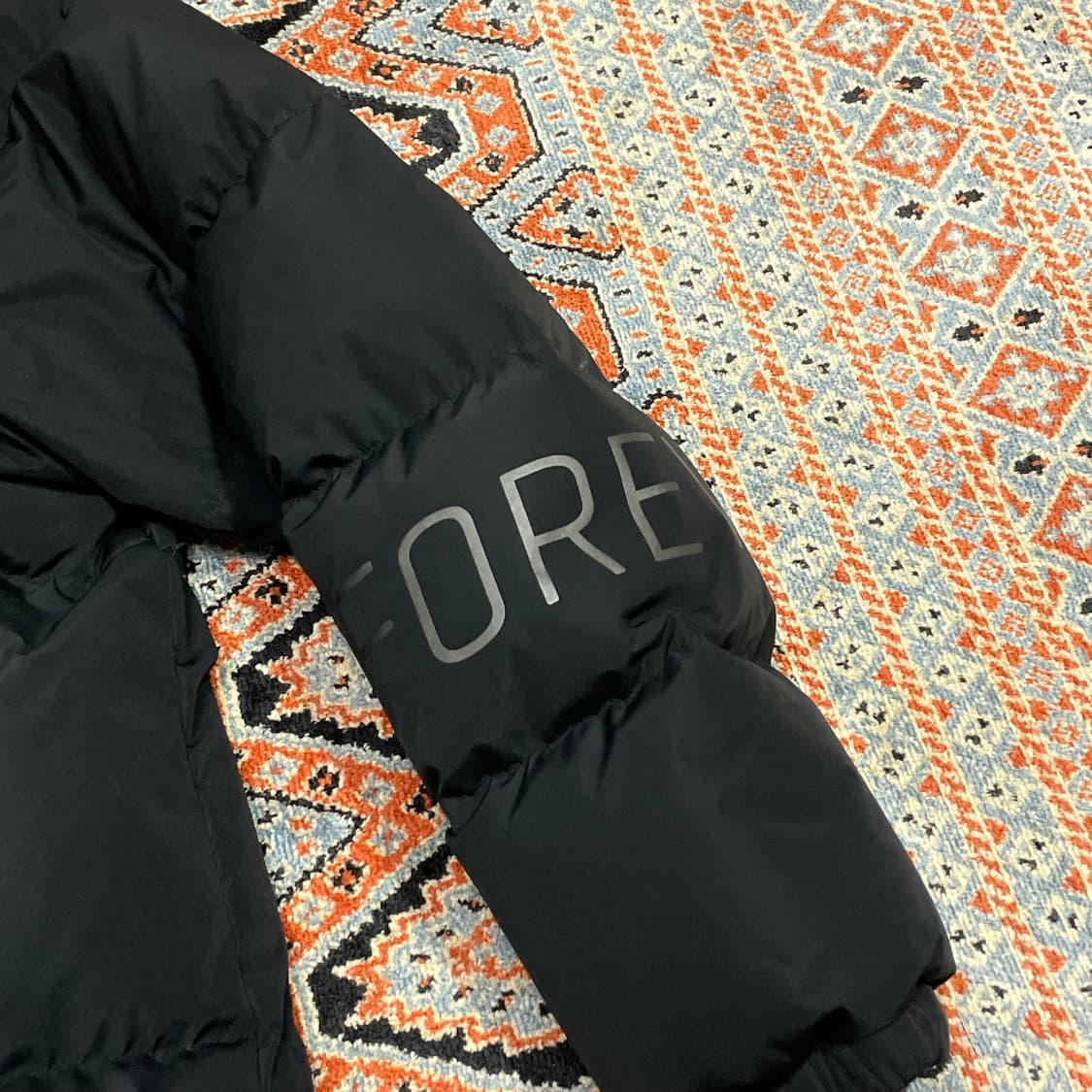 푸마 블랙 덕다운 패딩 점퍼 여성S 호칭160 상품이미지3