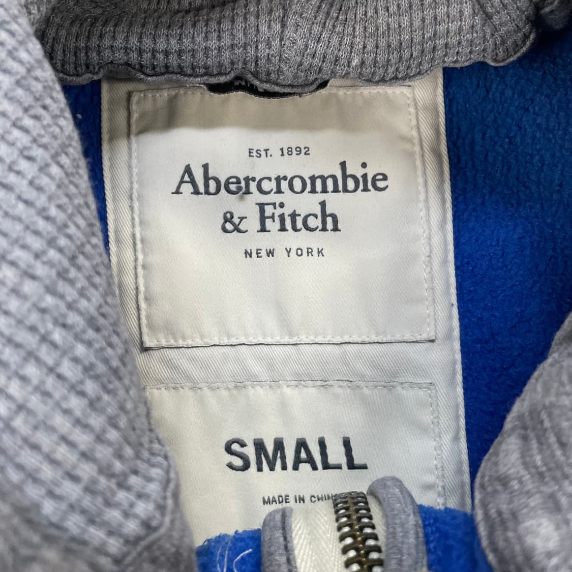 아베크롬비 스펠 로고 후드집업 블루 상품이미지3