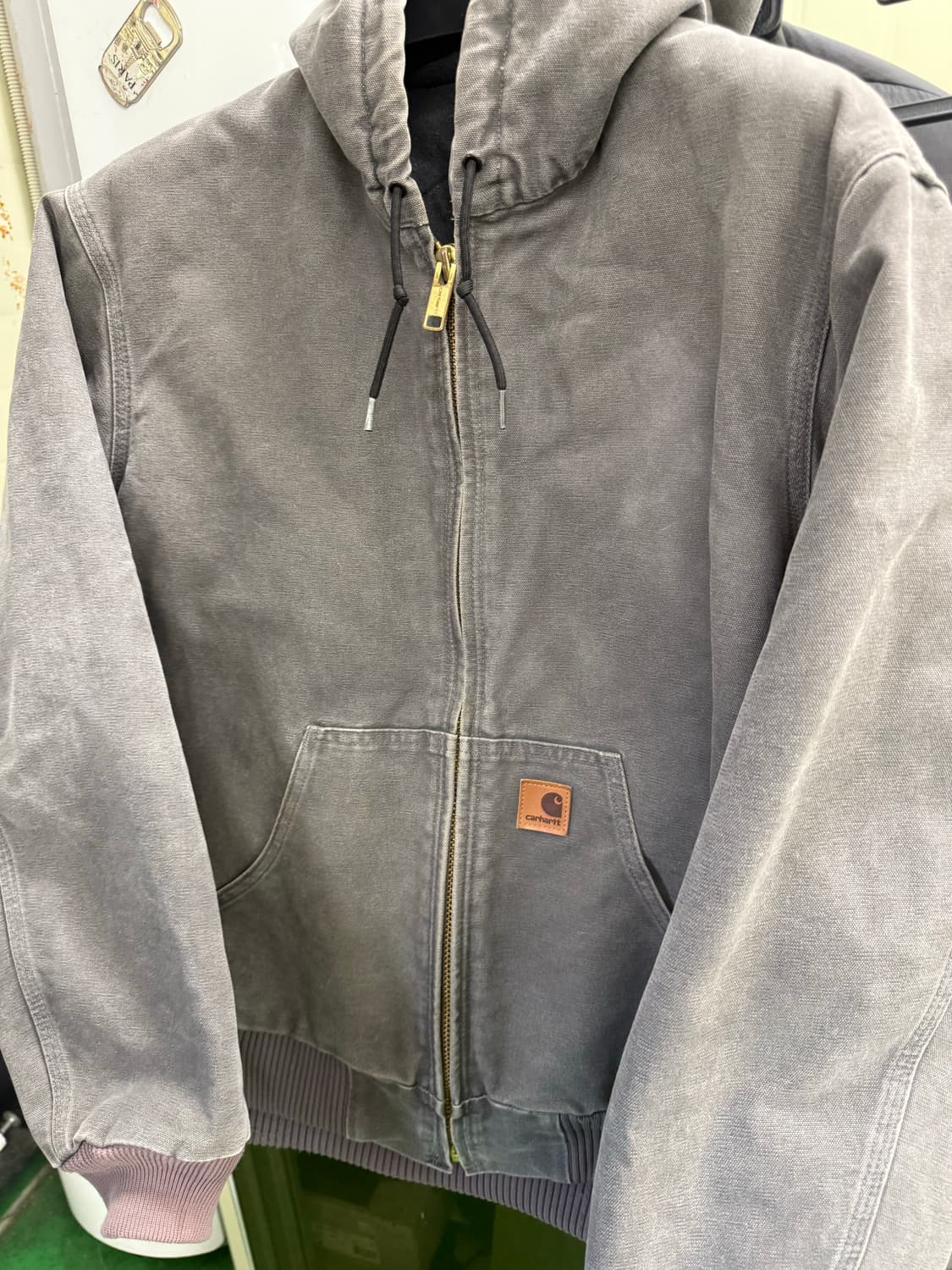 칼하트 j130 워크 후드자켓 상품이미지3